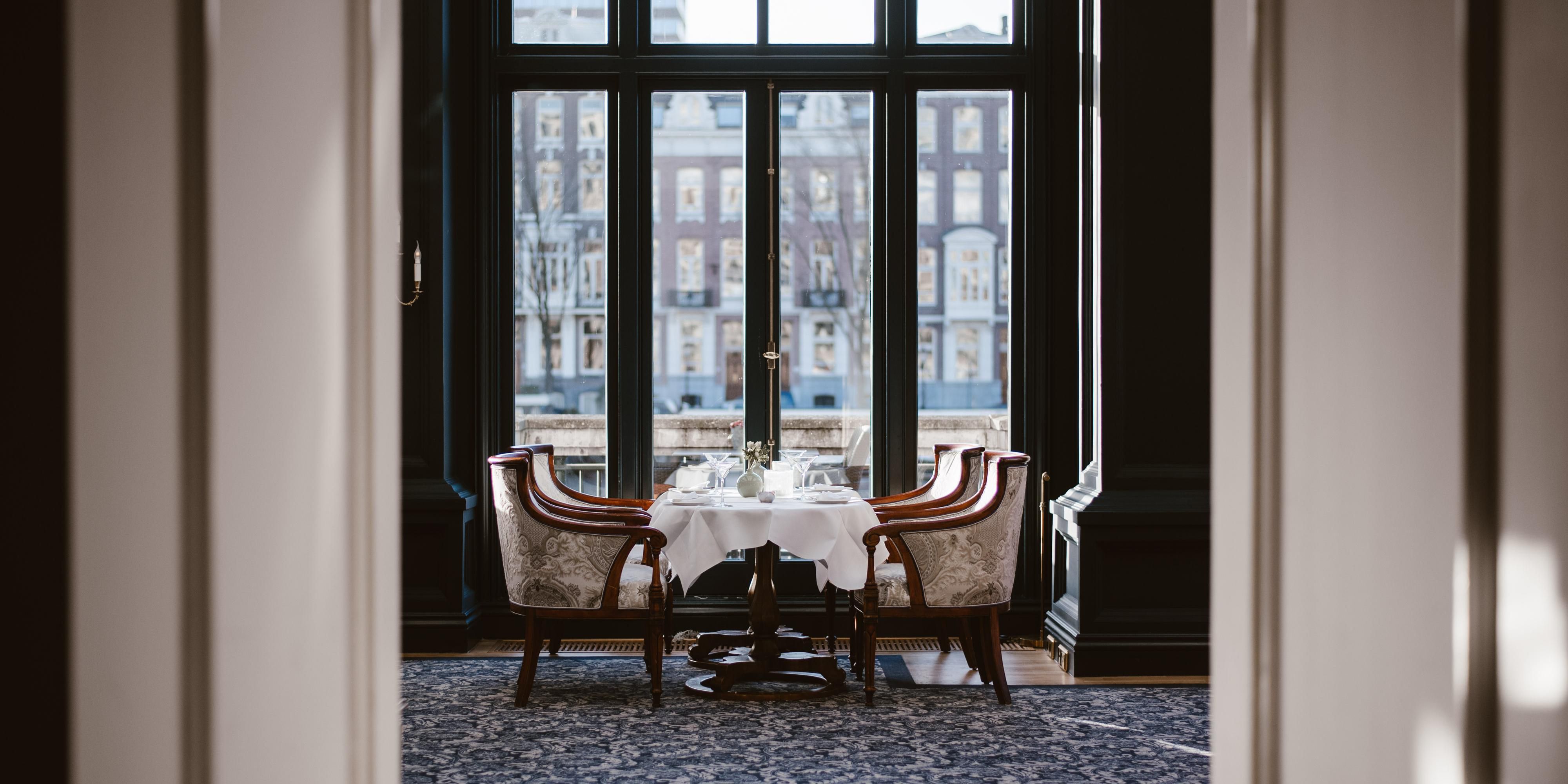 Nestled along the historic banks of the Amstel River, the Amstel Restaurant is a tale of culinary heritage meeting seasonal modernity. Rooted in authenticity, the menu narrates a vibrant story of flavours with Mediterranean comfort classics being its base and owning one of the most extensive wine lists in the city.