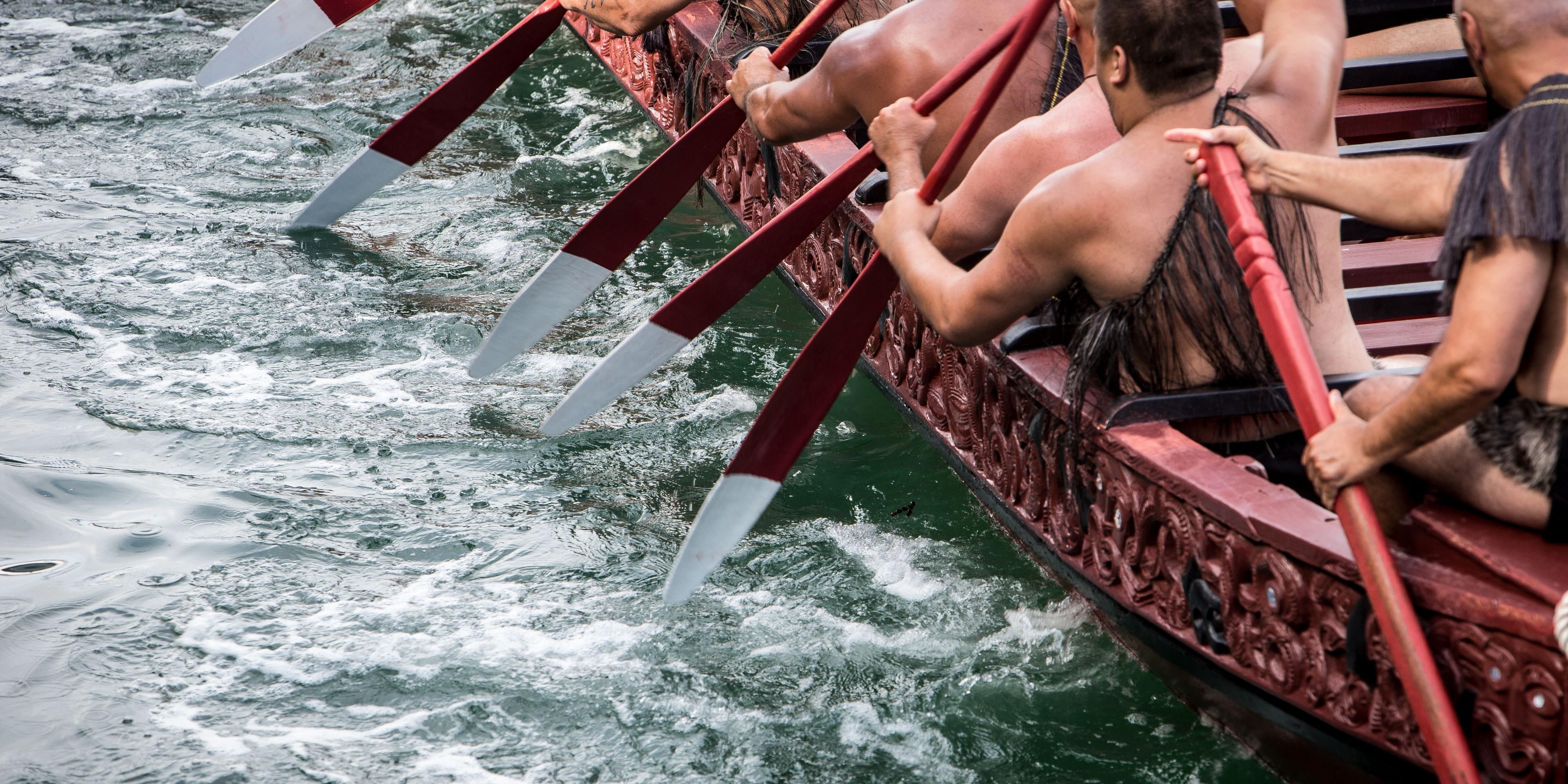 Dive into Auckland’s rich Māori heritage and vibrant culture. Explore Waiheke Island’s wineries, world-class restaurants, and stunning coastline. Discover immersive cultural experiences, lush rainforests, and Auckland’s top attractions like Commercial Bay, all with the Waitematā Harbour as a breathtaking backdrop.