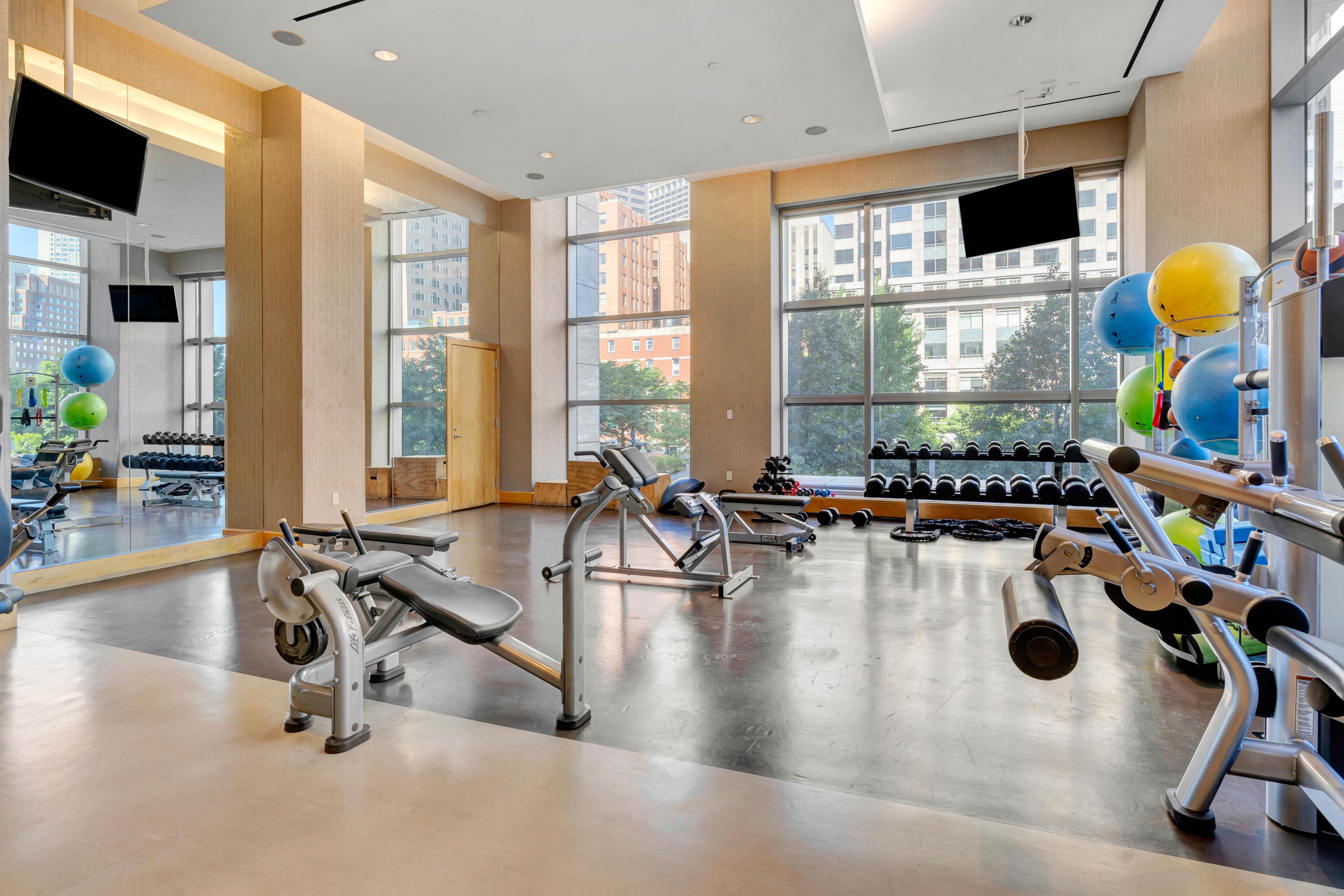 Free weights at the InterContinental Boston fitness center 