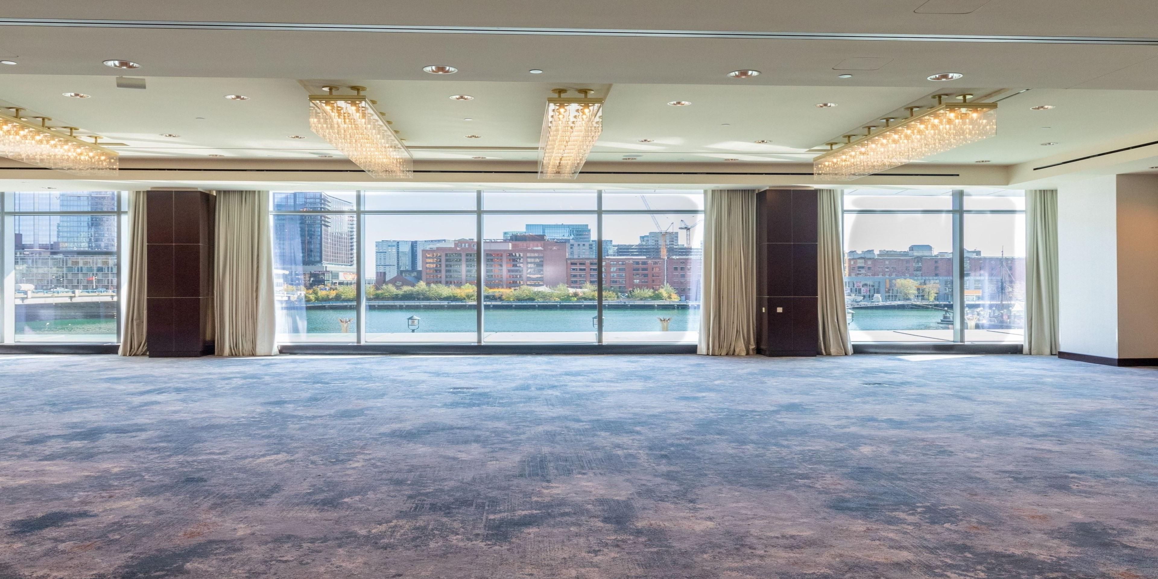 At the crossroads of Boston’s Financial District and the waterfront, InterContinental Boston sets the stage for powerful meetings with a view. Our flexible boardrooms and ballrooms pair modern sophistication with natural light and harbor vistas, inspiring ideas that move business forward.