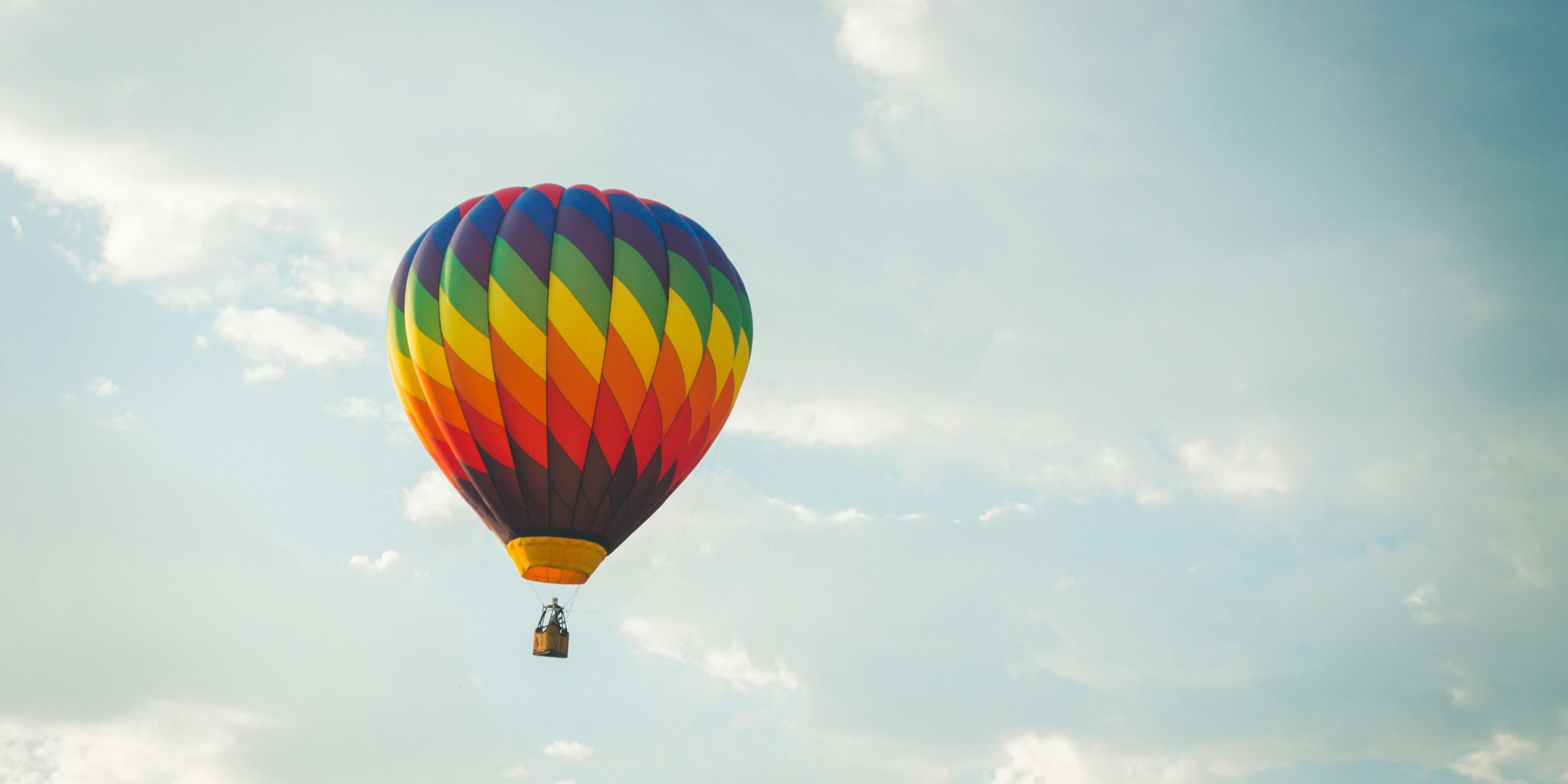 Spend your morning drifting gently above Brisbane in a hot air balloon as the sun rises. Take in panoramic views stretching from the Scenic Rim to Ipswich and the northern suburbs, before returning to the hotel to savour a leisurely breakfast at Latitude 27 Kitchen. 