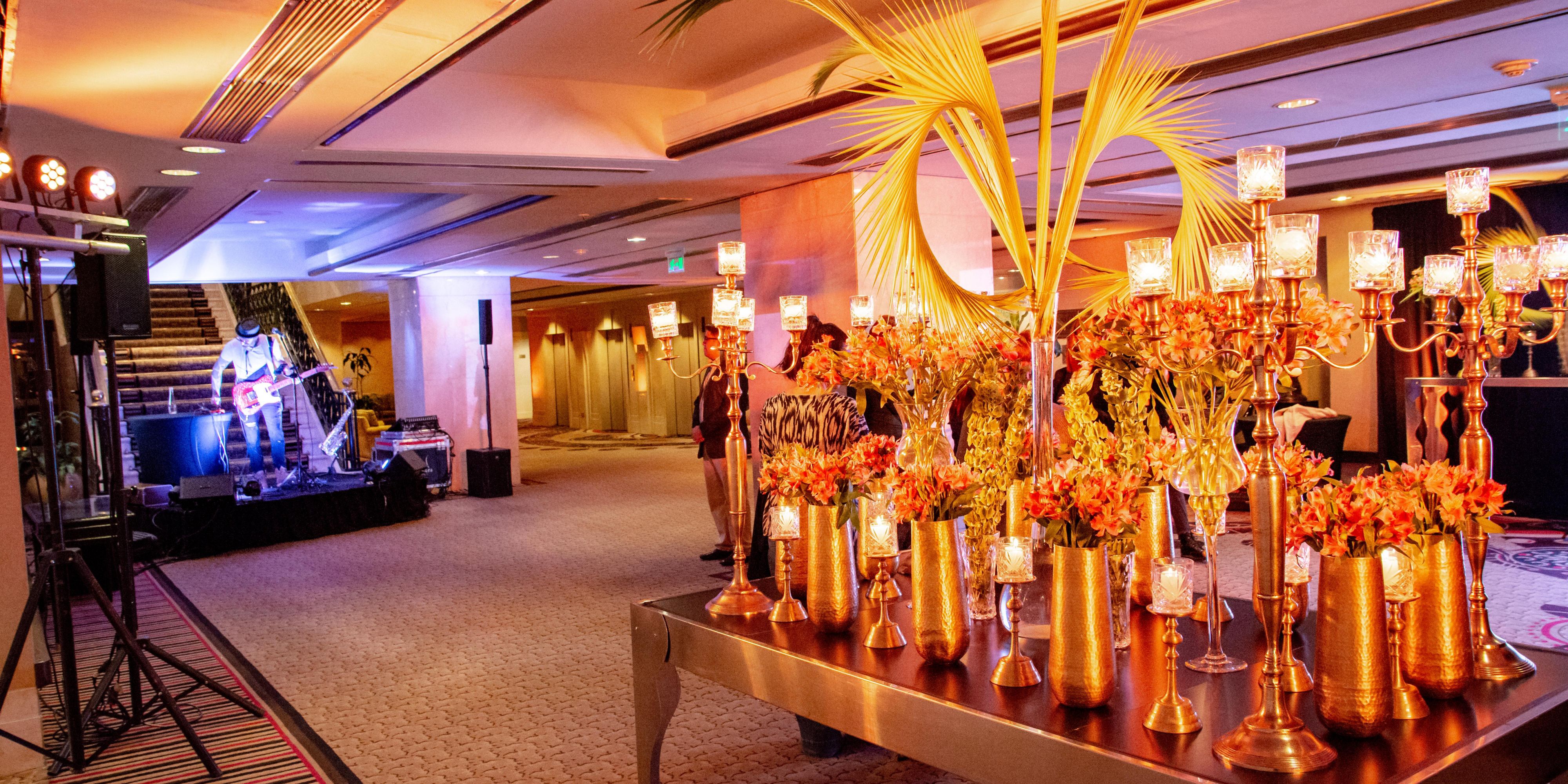 Host your year-end corporate celebration in the timeless elegance of InterContinental Buenos Aires. With banquet capacity for up to 400 guests and cocktail receptions for up to 700. Let our experienced team transform your gathering into a flawless and memorable experience. Contact us today to begin planning your exceptional event.