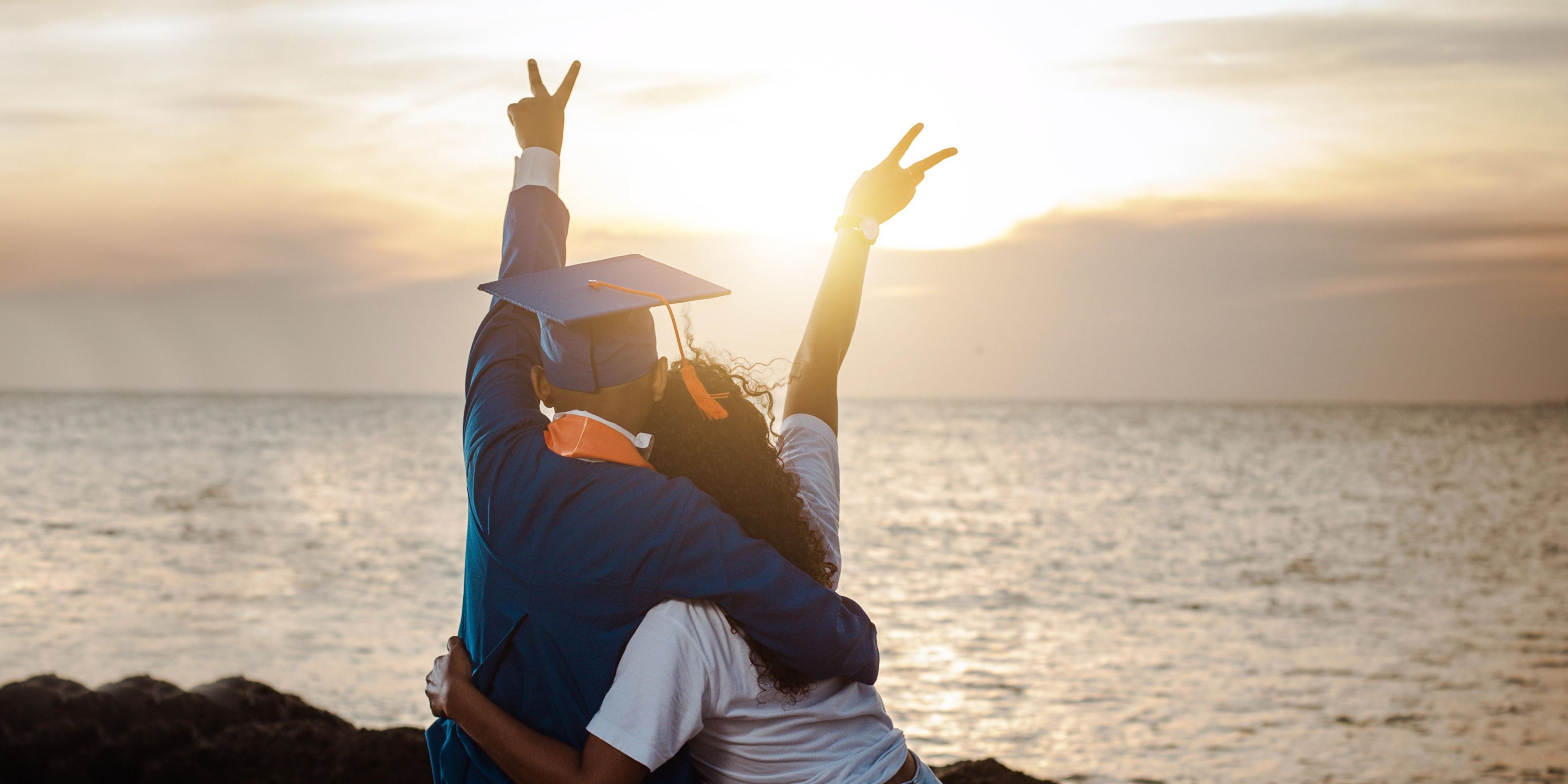 Celebrate your graduation with style at one of the top spots for beach parties in Cancun. At Presidente InterContinental Cancun, enjoy oceanfront venues, gourmet dining, and personalized service to mark this special milestone.