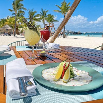 Caribeno Restaurant: Tropical Flavors that Awaken Your Senses