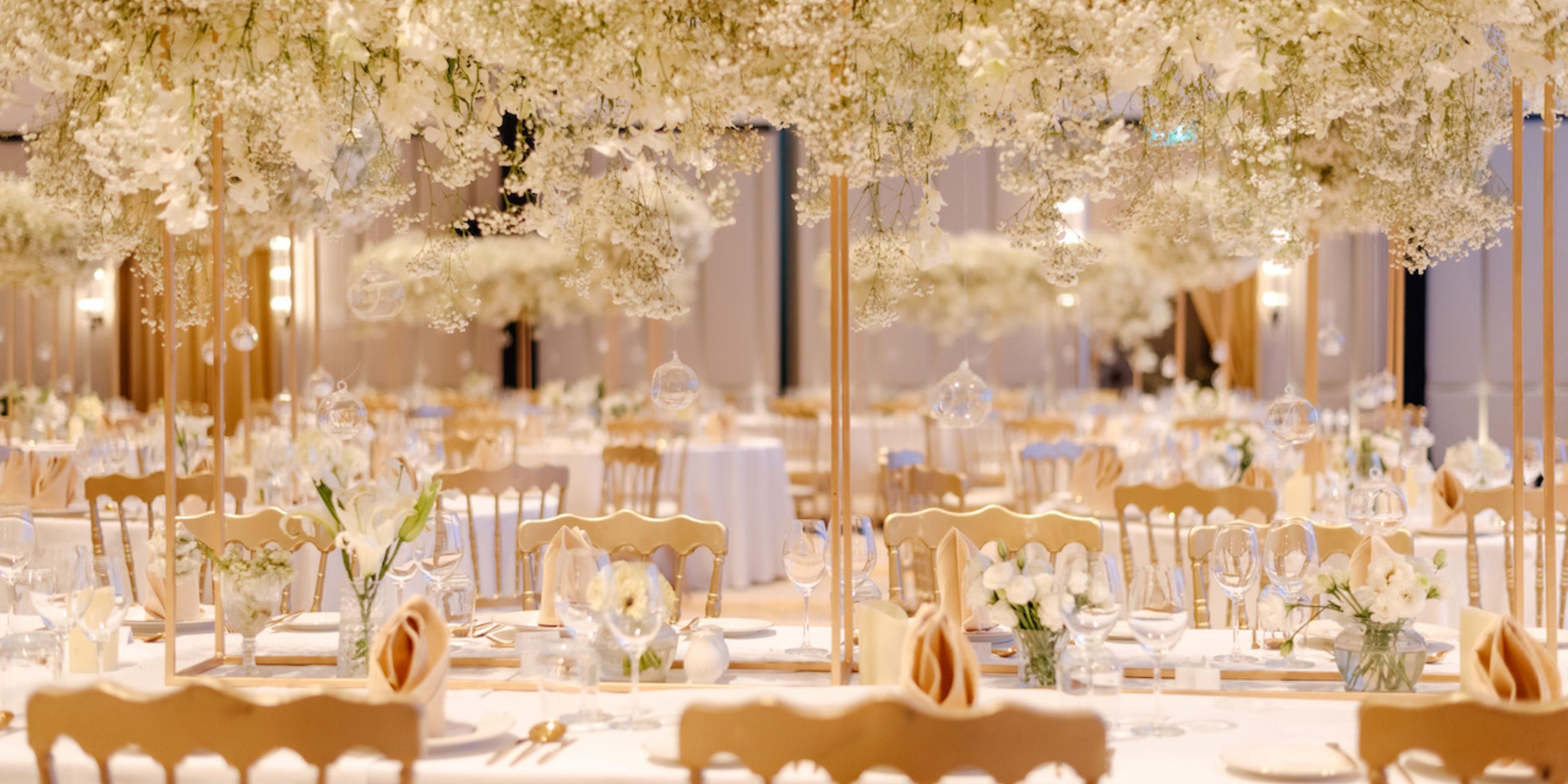 Make your dream wedding a reality, imagine an enchanting ceremony in the glamorous setting of our lawn or in our prestigious ballroom while our chefs create a menu to remember.