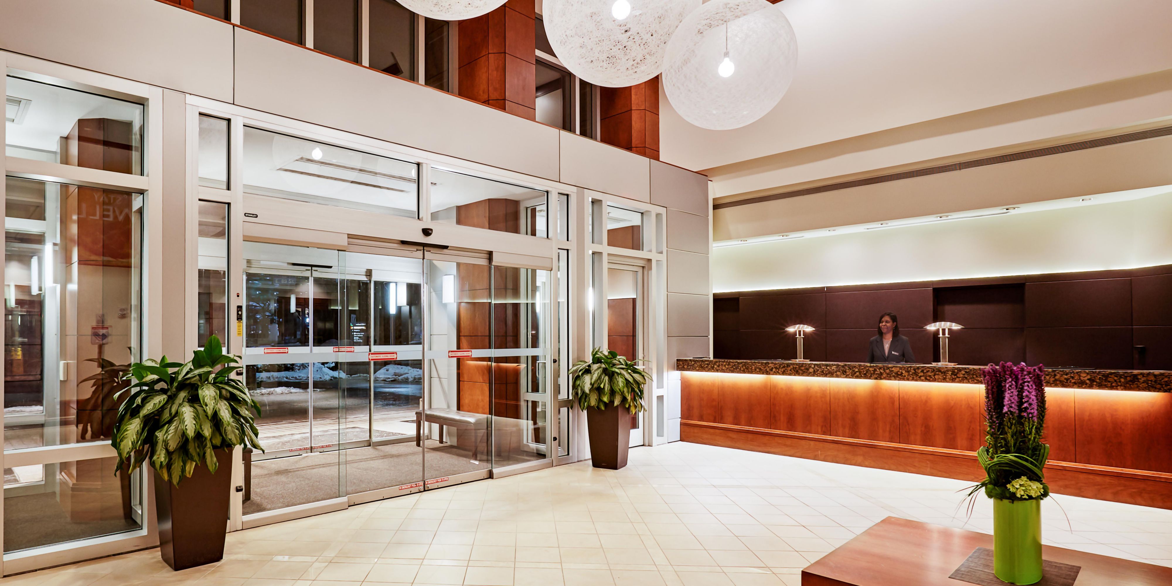 Warm and intimate lobby with easy access to all guest amenities