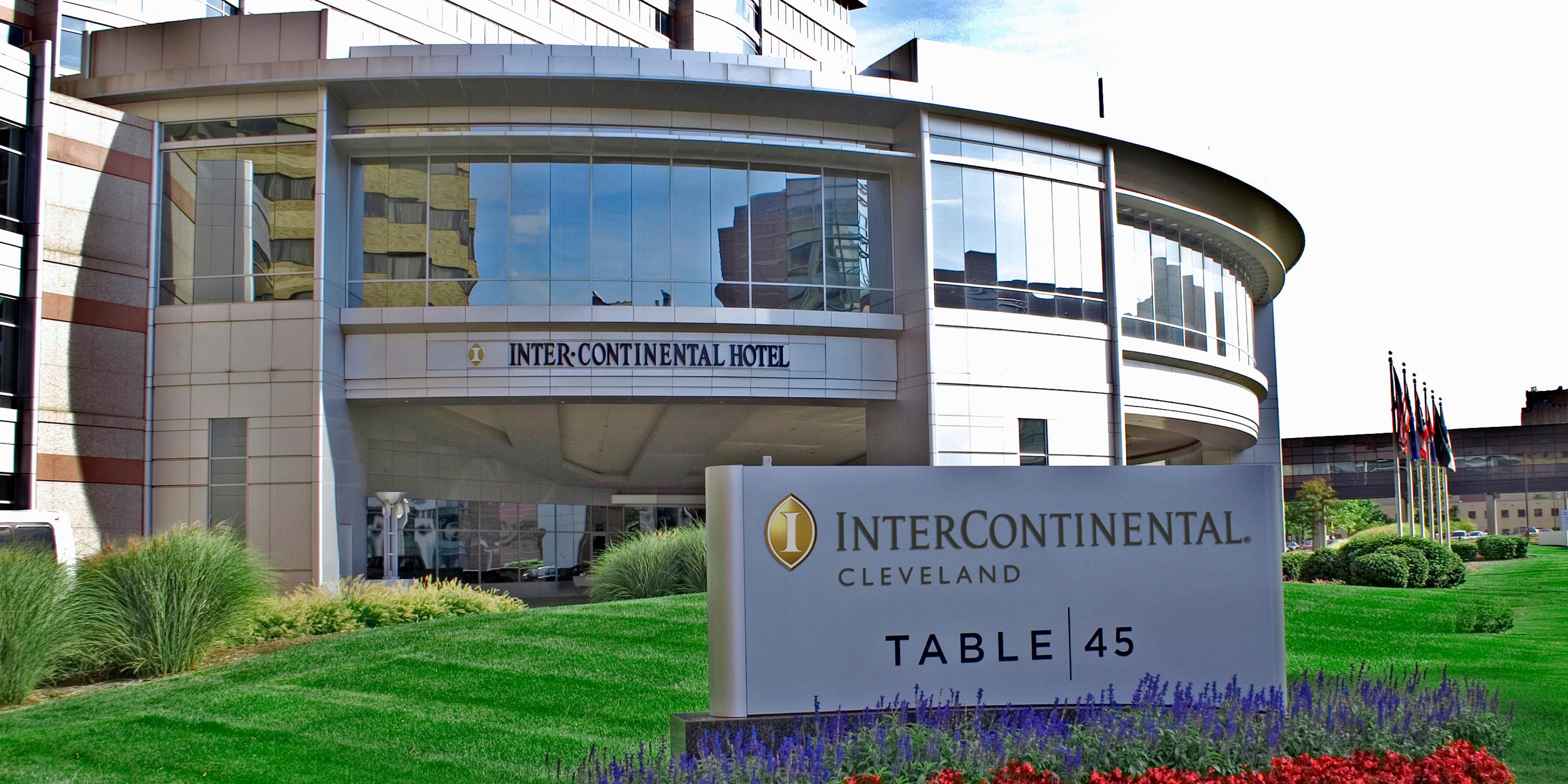 Beautifully landscaped exterior of InterContinental Cleveland 