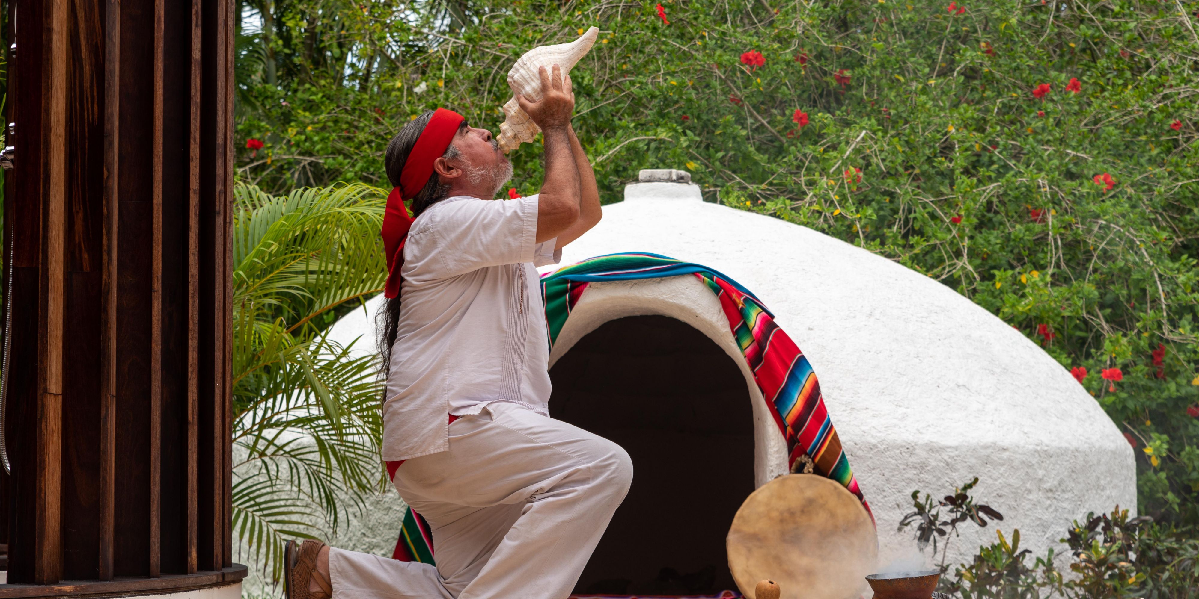 Experience a purification ritual guided by a shaman at the temazcal of Presidente InterContinental Spa. Enjoy a unique wellness experience in a natural and elegant setting. Reservation required. Phone: +52 987 872 9500 Ext. 88
