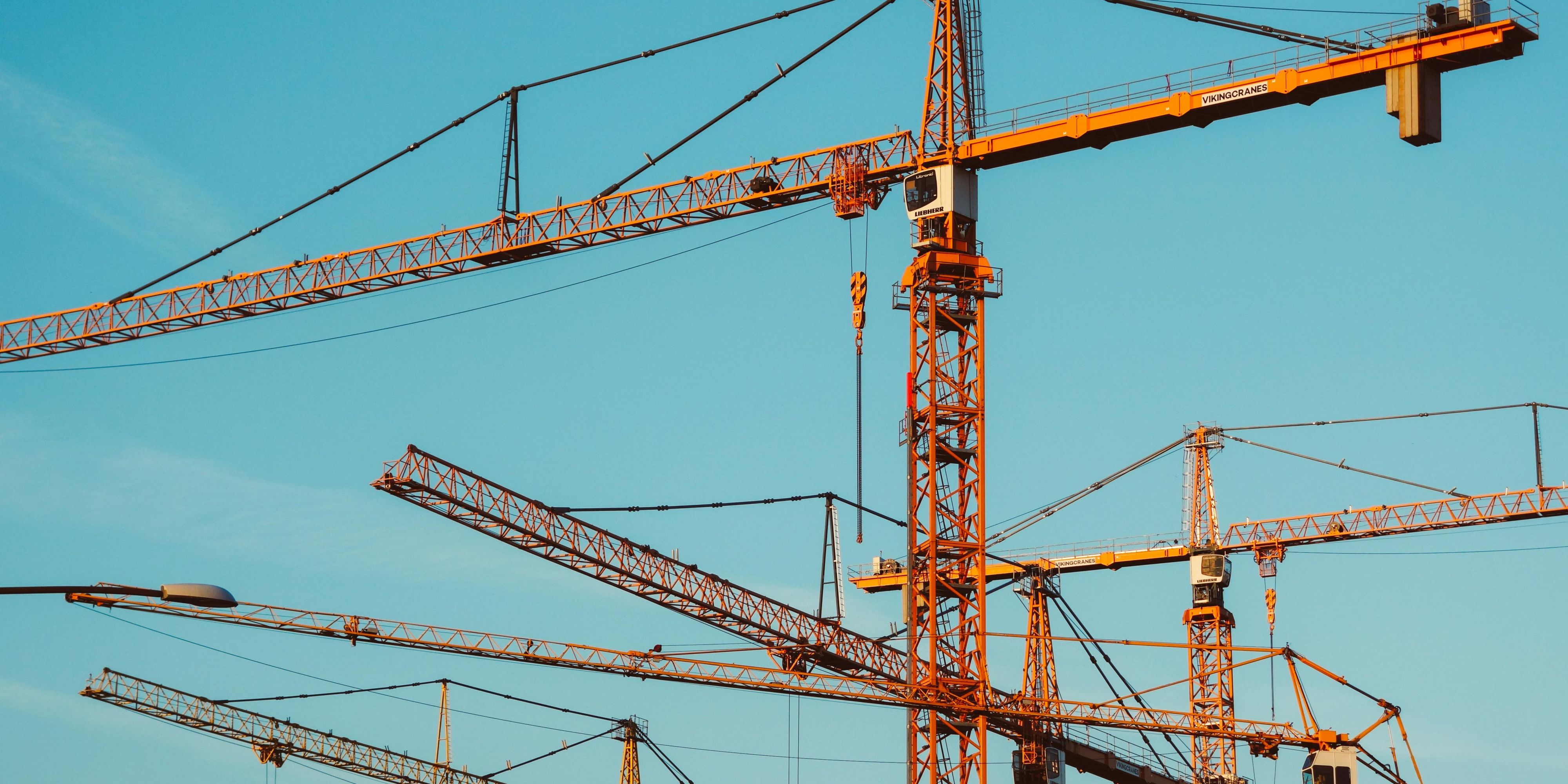 Explore the latest trends in housing, materials, and construction solutions at VIVICON, taking place June 19–21 at Expo Guadalajara. Stay at Presidente InterContinental Guadalajara for a comfortable, productive experience with easy access to the top places to visit Guadalajara.