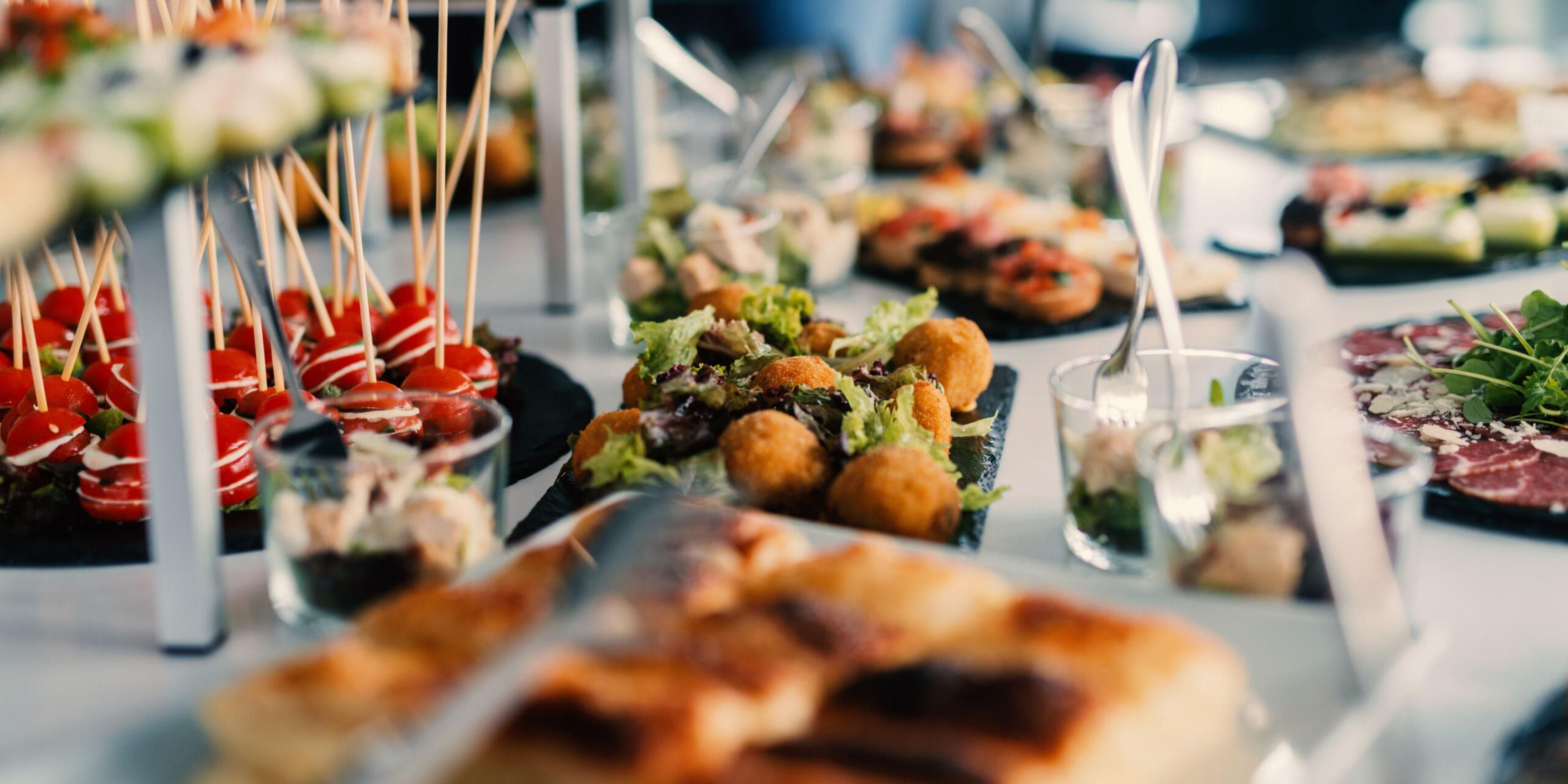 Join us for a unique weekend brunch exclusively at Blu, where you can indulge in an amazing experience that only Intercontinental Guatemala can offer. Enjoy an all-you-can-eat feast every Saturday and Sunday from 9 AM to 2 PM. Don’t miss out on this delightful culinary adventure!