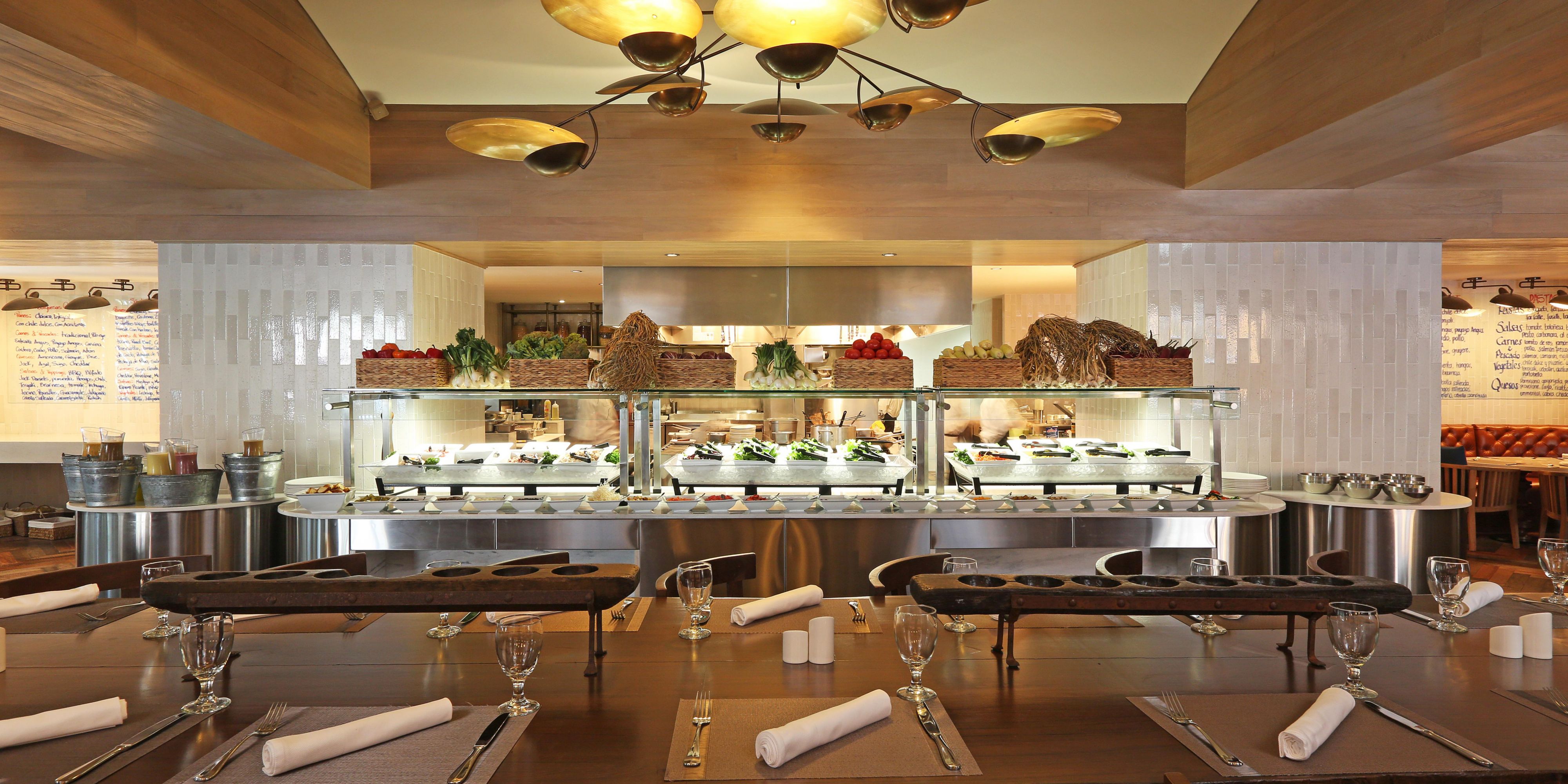 Discover the exceptional flavors of our four distinguished restaurants, each offering a unique culinary experience crafted to delight your senses. Indulge in exquisite dishes that reflect passion and excellence. Don’t miss out!