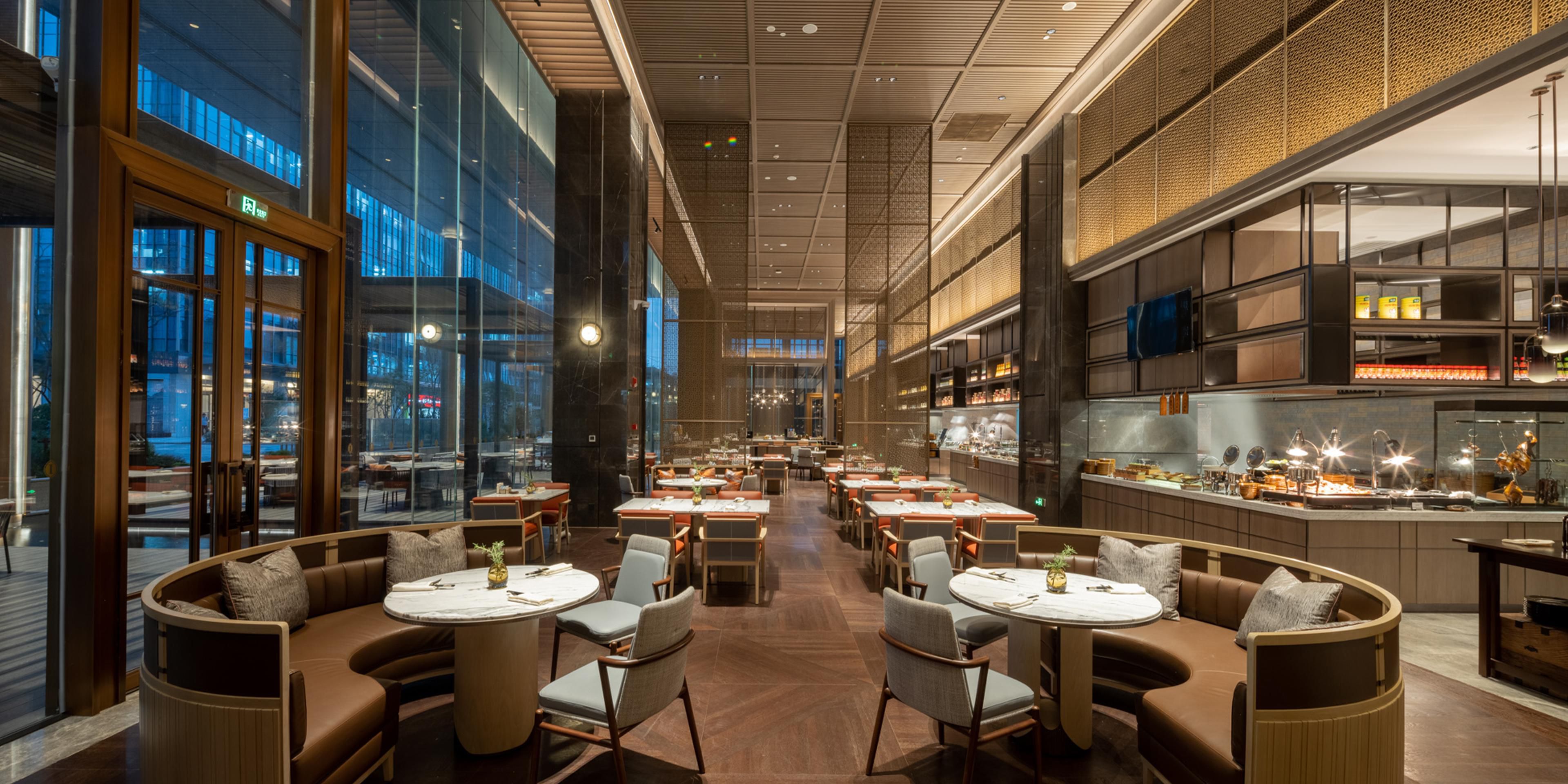 Enjoy seafoods, sashimi, fried seafoods and durian desserts