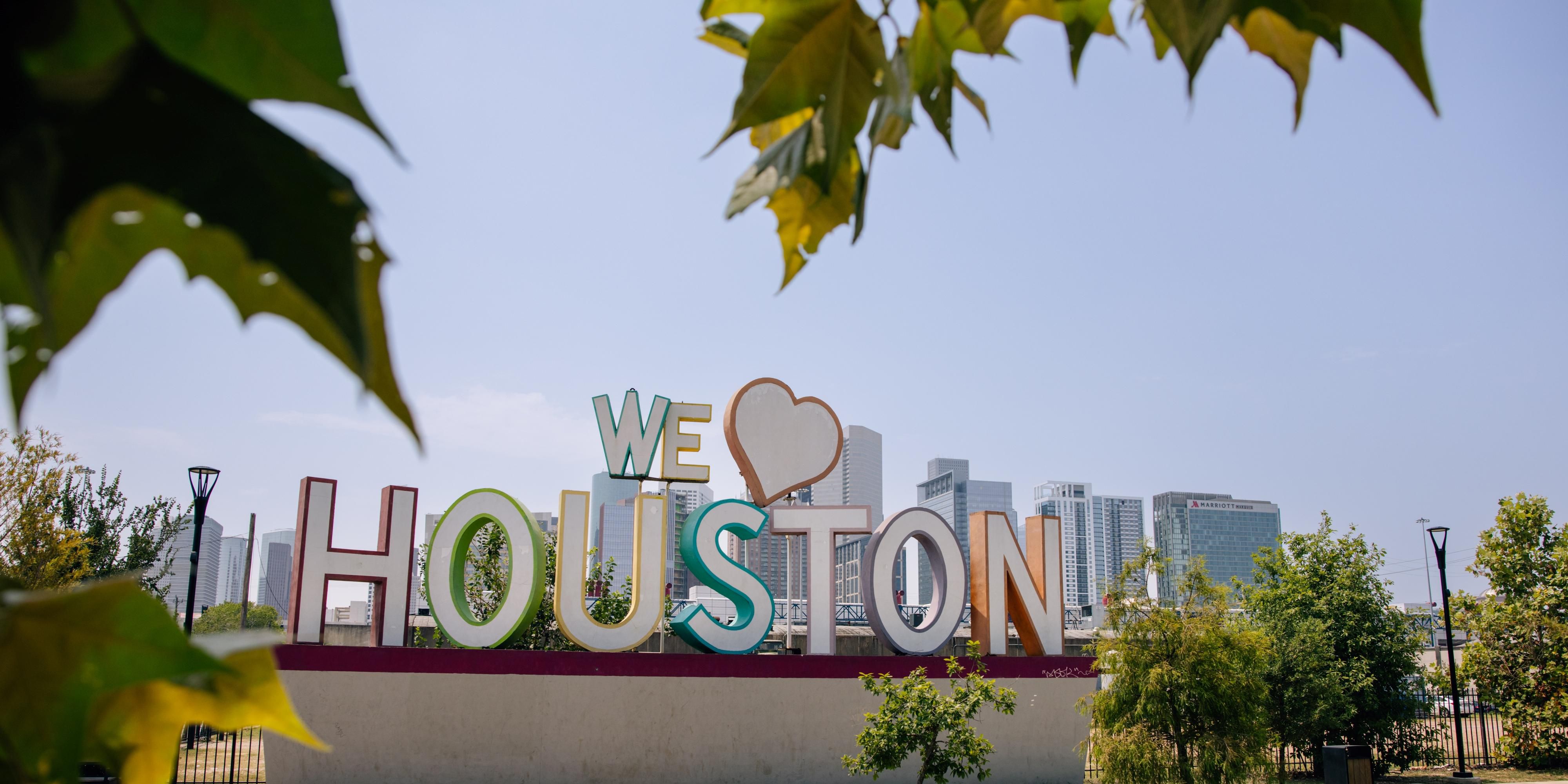 Experience the vibrant soul of Houston on an unforgettable 3-hour city tour curated by our expert Chef Concierge, Jim Manouse. Explore the city's iconic architecture, premier shopping districts, and world-class museums.