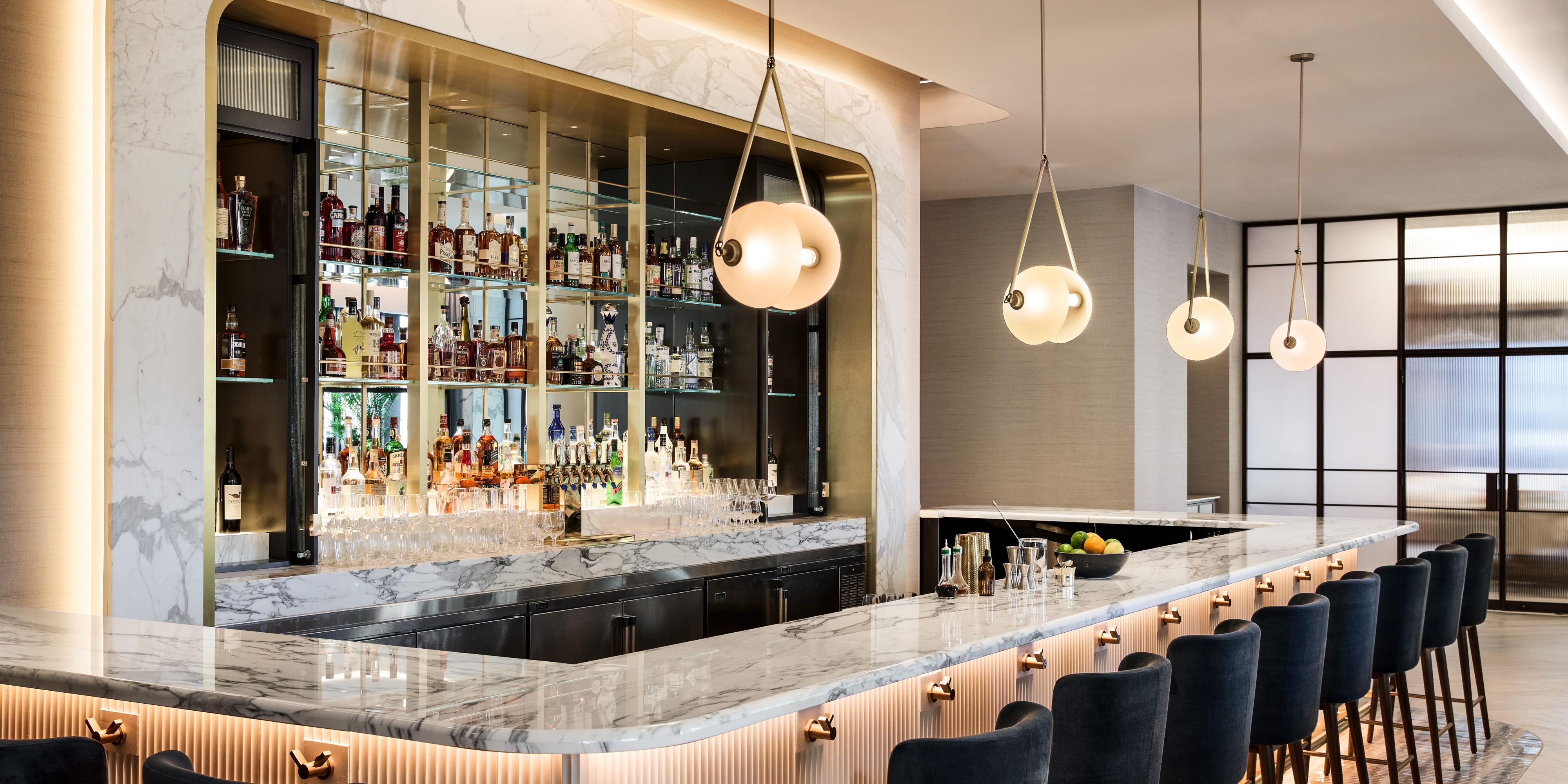 Serliana Bar