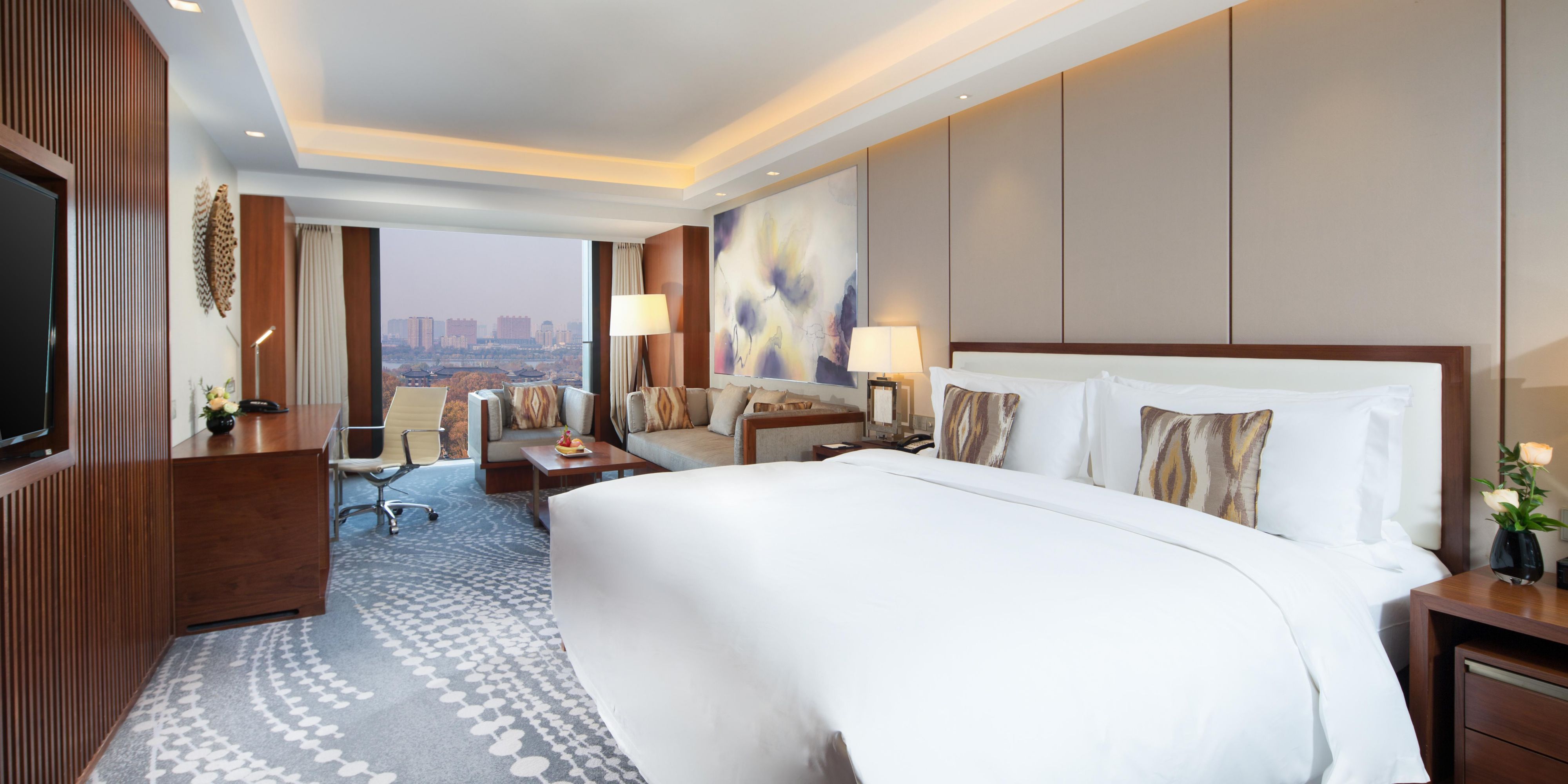 1 King Premium City View