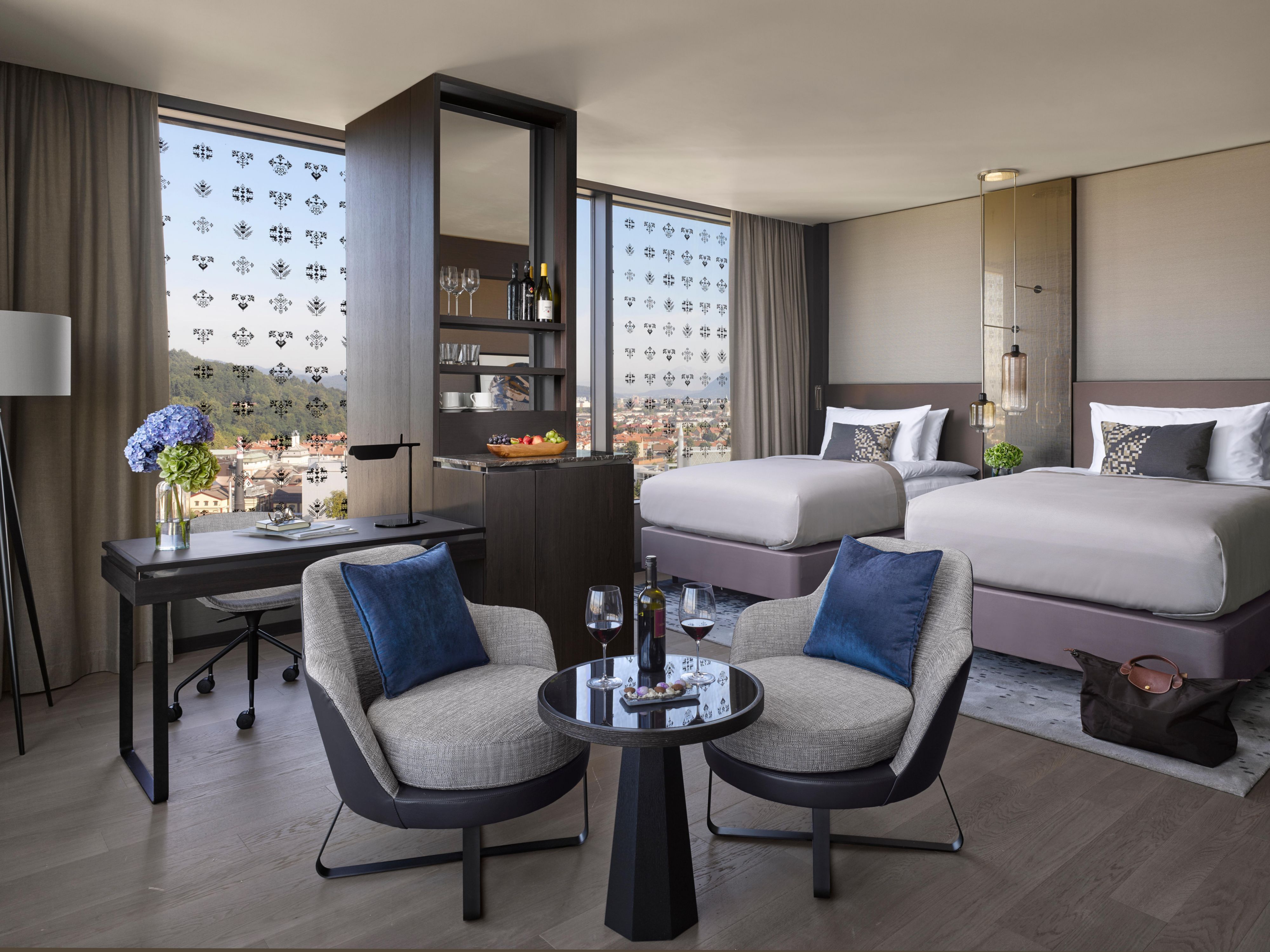 Twin Bed Club InterContinental | Access exclusive benefits