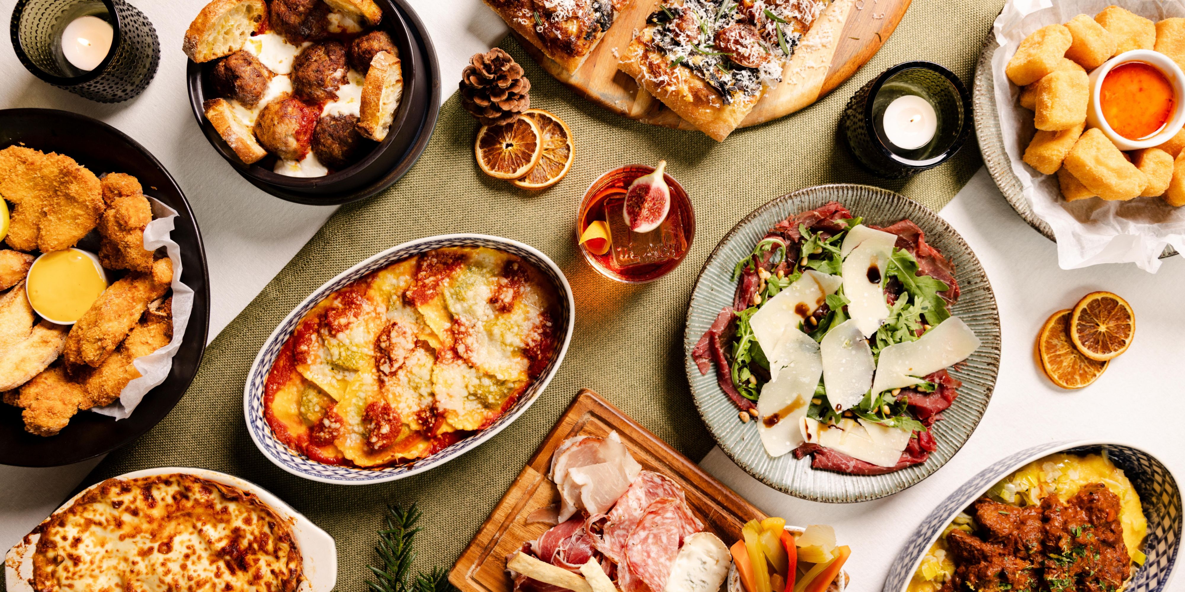 Step into a winter wonderland at our newly transformed Theo’s on the Terrace at InterContinental London Park Lane. Nestled in the heart of Mayfair, our terrace offers a cosy retreat where you can savour the rich, hearty flavours of the Italian Alps.