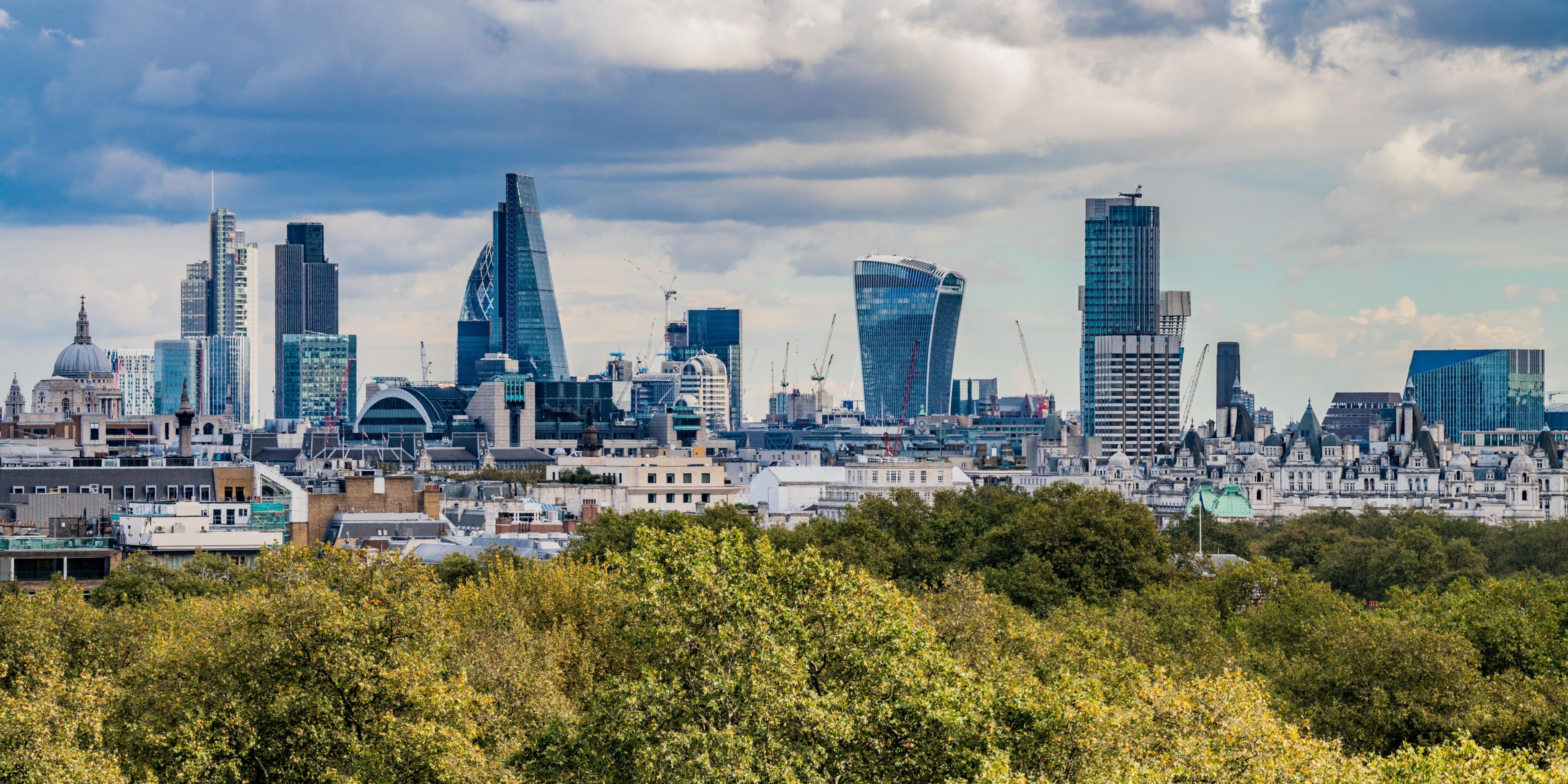 Dedicated to creatively designing unforgettable moments in our historic capital, we’re delighted to offer a curated selection of bespoke experiences from our prestigious Park Lane address in the heart of Mayfair.