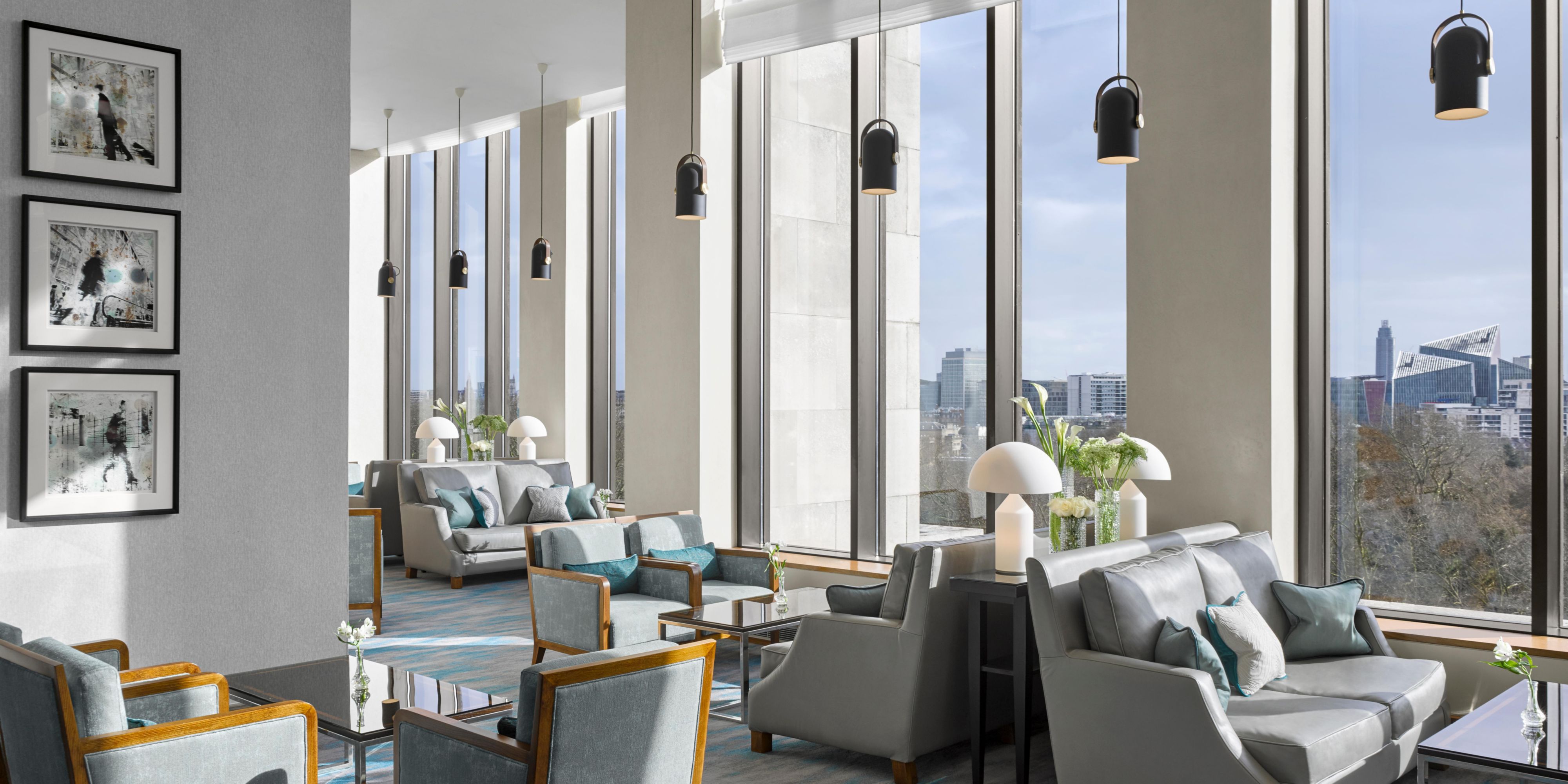 Discover a new level of world-class service at Club InterContinental, where the exclusive lounge awaits you with unforgettable culinary delights. Indulge in complimentary breakfast, afternoon tea, and a selection of drinks and canapés in the evenings, offering the ultimate exclusive experience during your stay.