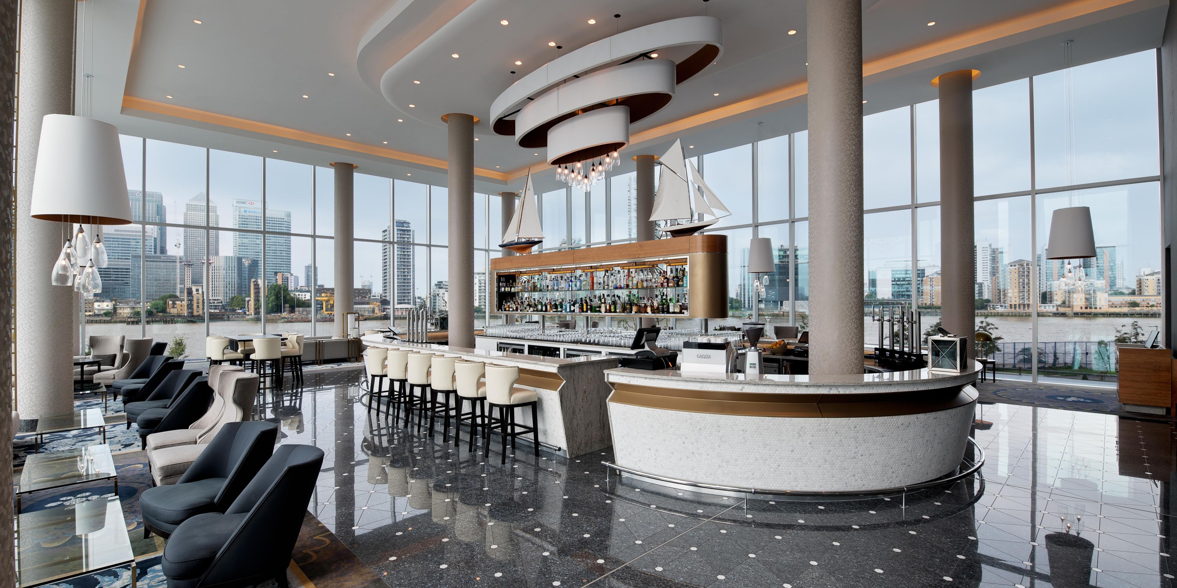 Start your day with an exquisite breakfast buffet featuring an array of international and locally inspired dishes. Enjoy fresh pastries, seasonal fruits, and made-to-order options in a vibrant and welcoming setting. With options for all tastes, our breakfast is the perfect way to fuel your London adventures.