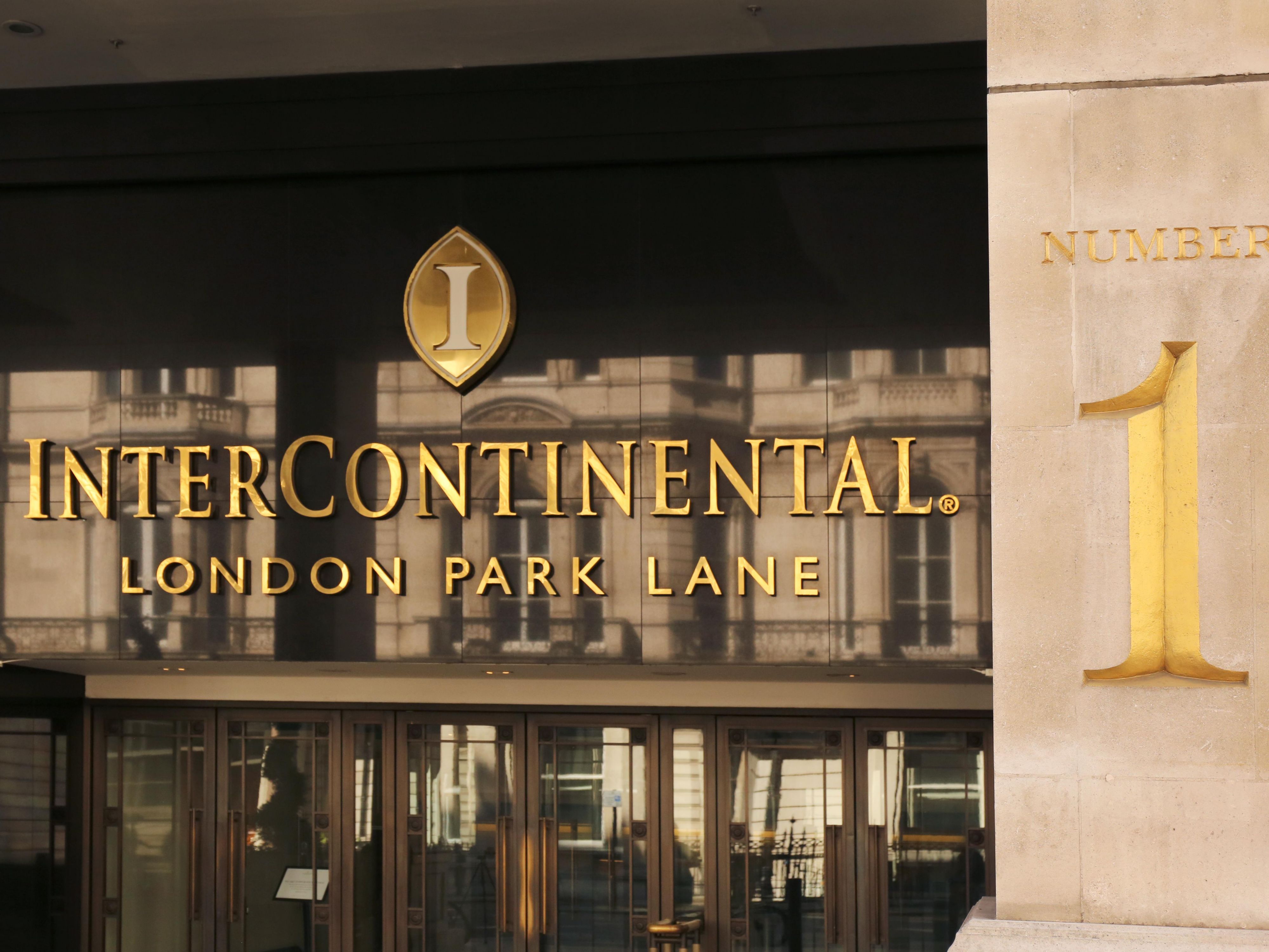 Entrance of InterContinental London Park Lane