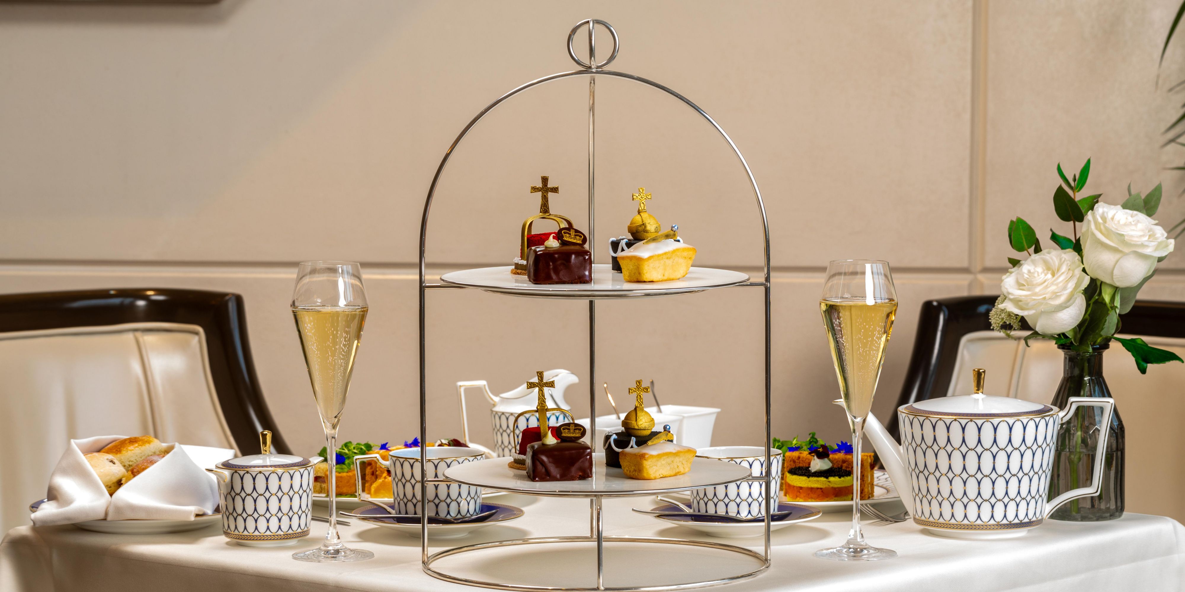 Wellington Lounge Desserts