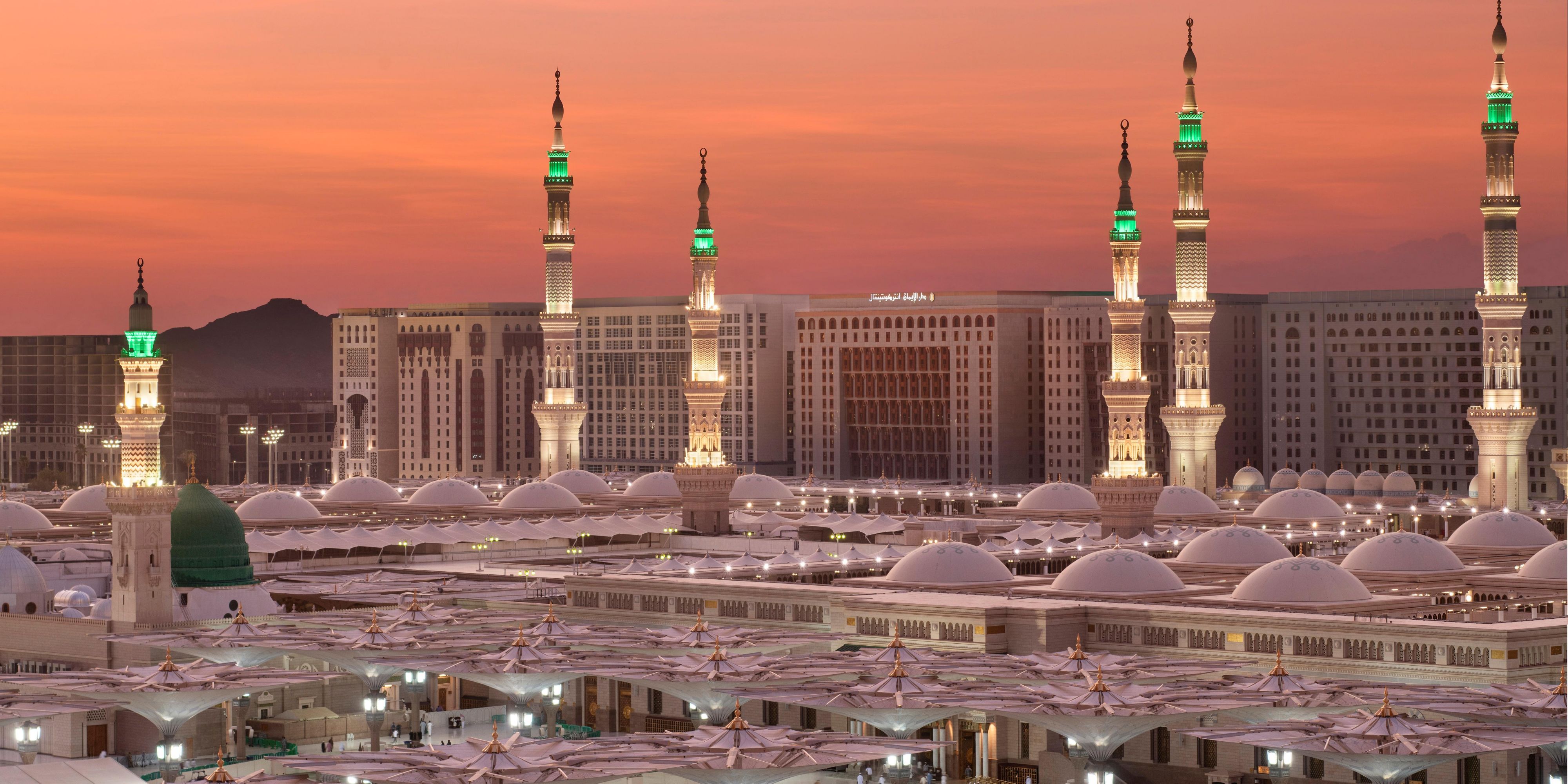 Welcome to InterContinental Dar Al Iman near the Prophet's Mosque