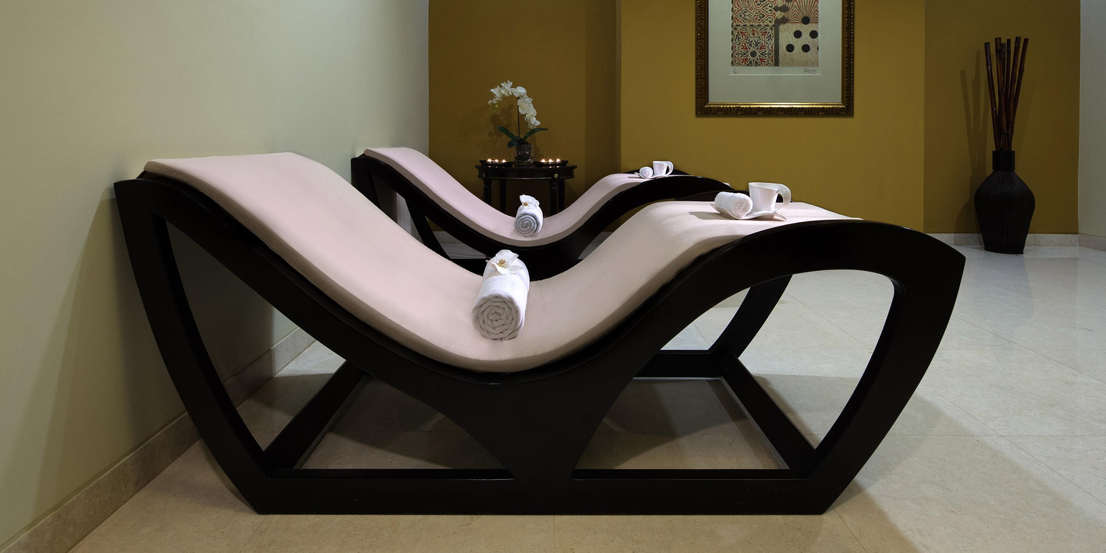 Spa InterContinental bridges the gap between expert skincare and total wellness for body and mind, with treatments from award-winning luxury European brand Bruno Vassari and natural products such as fruits, seeds, chocolate, and yogurt.