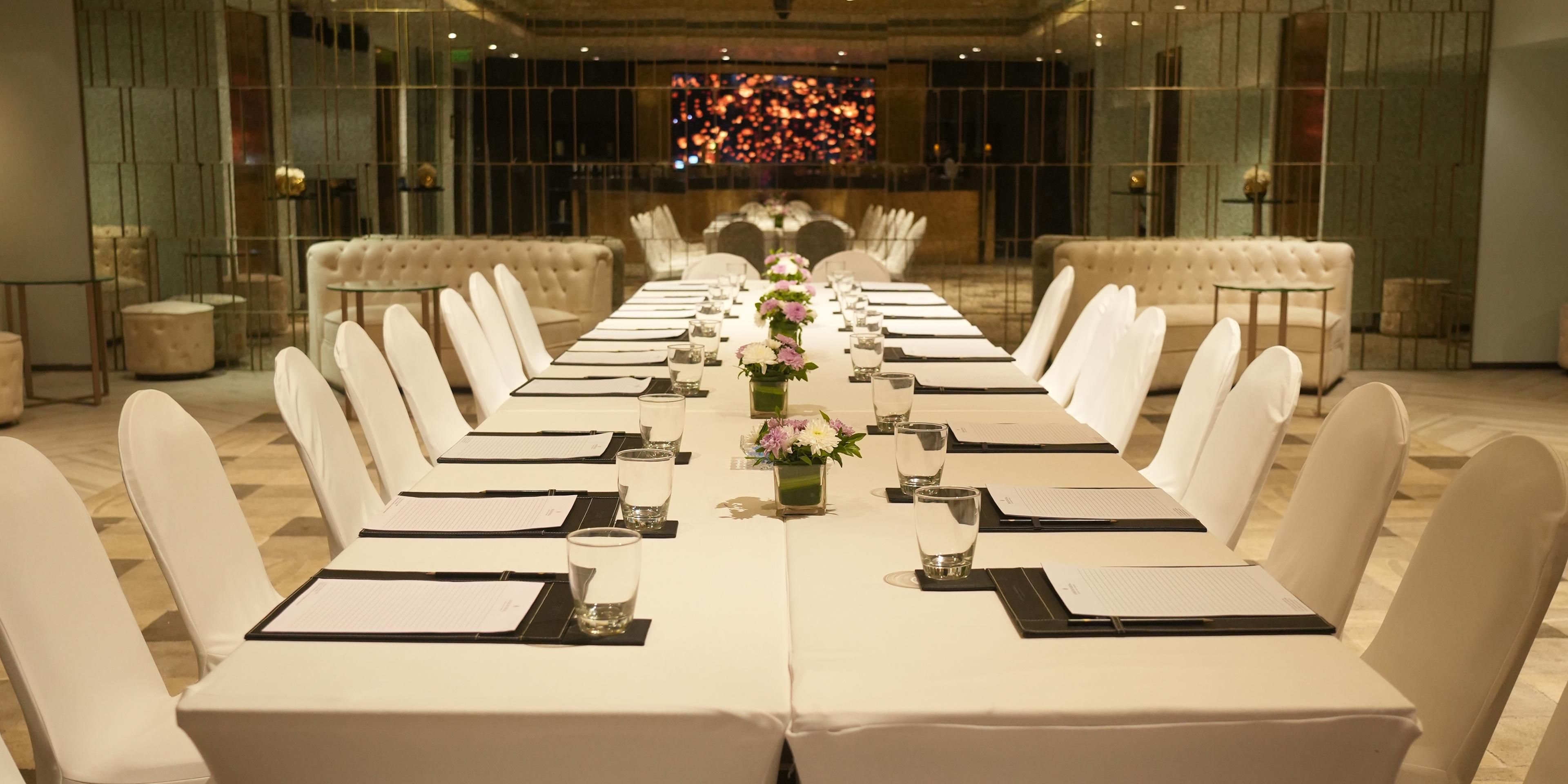 From social events such as birthdays, anniversaries and intimate wedding ceremonies to corporate launches, AGMs and press conferences, Onyx, our high-energy lounge, is the venue of choice for Mumbai's upscale gatherings.