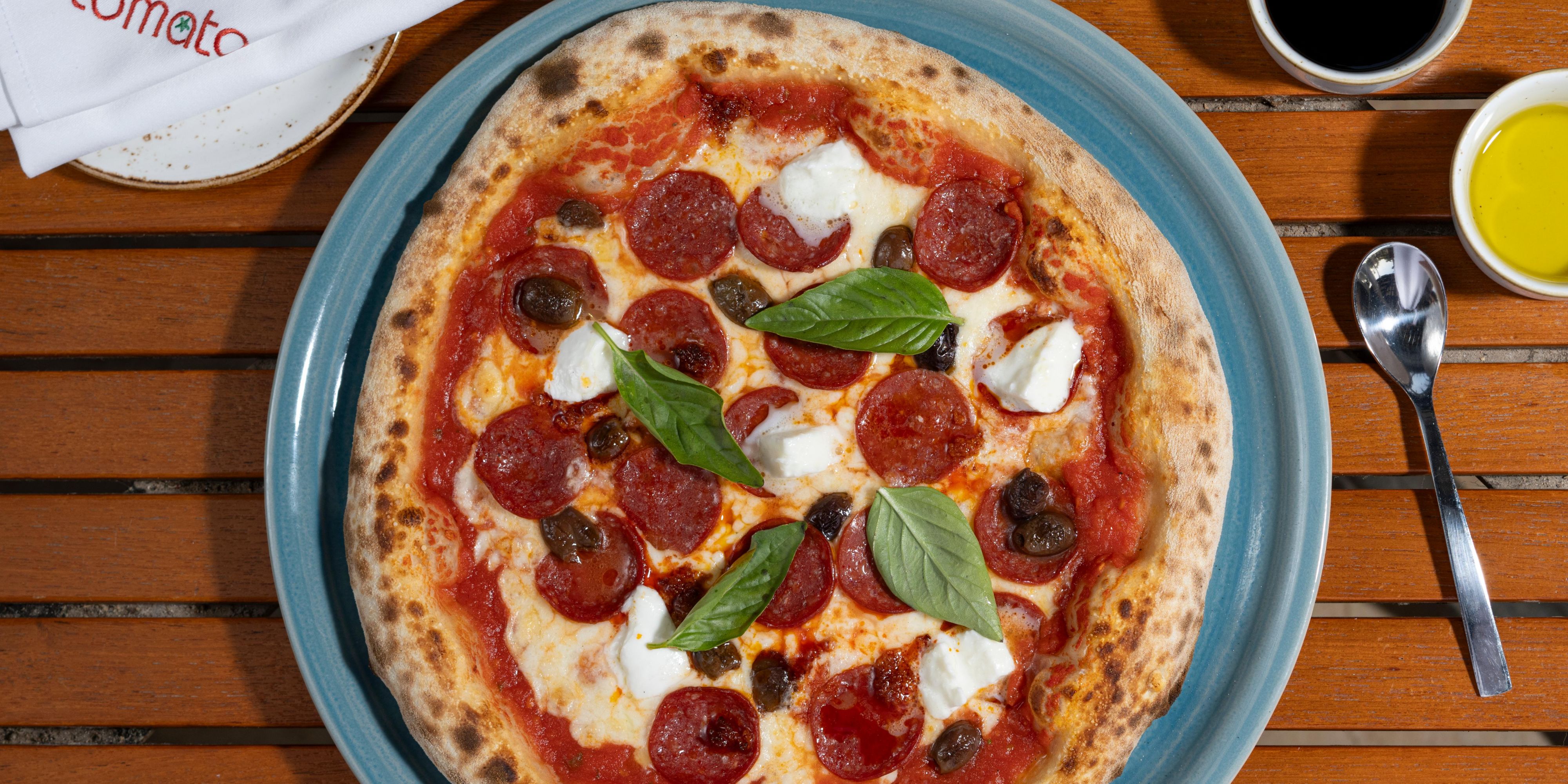 Unwind and indulge in the perfect escape by the pool. Experience ultimate relaxation with a private dining area, available from 11:00 to 18:00. Earn OMR 5 credit to use at our dining outlets, making your day even more rewarding.