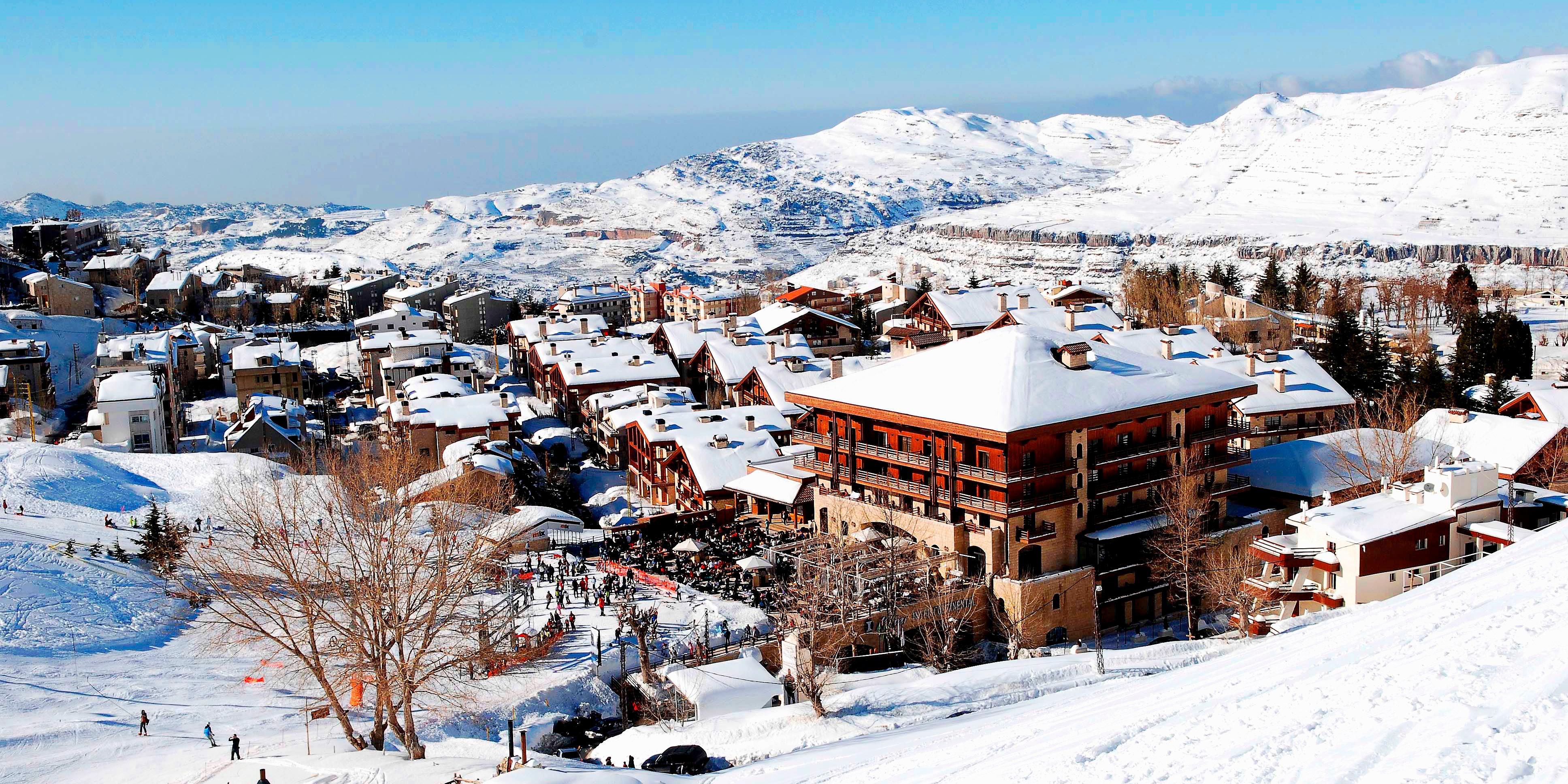 Hit the ski slopes directly from the hotel terrace to enjoy 80 km of ski tracks at Mzaar Ski Resort.