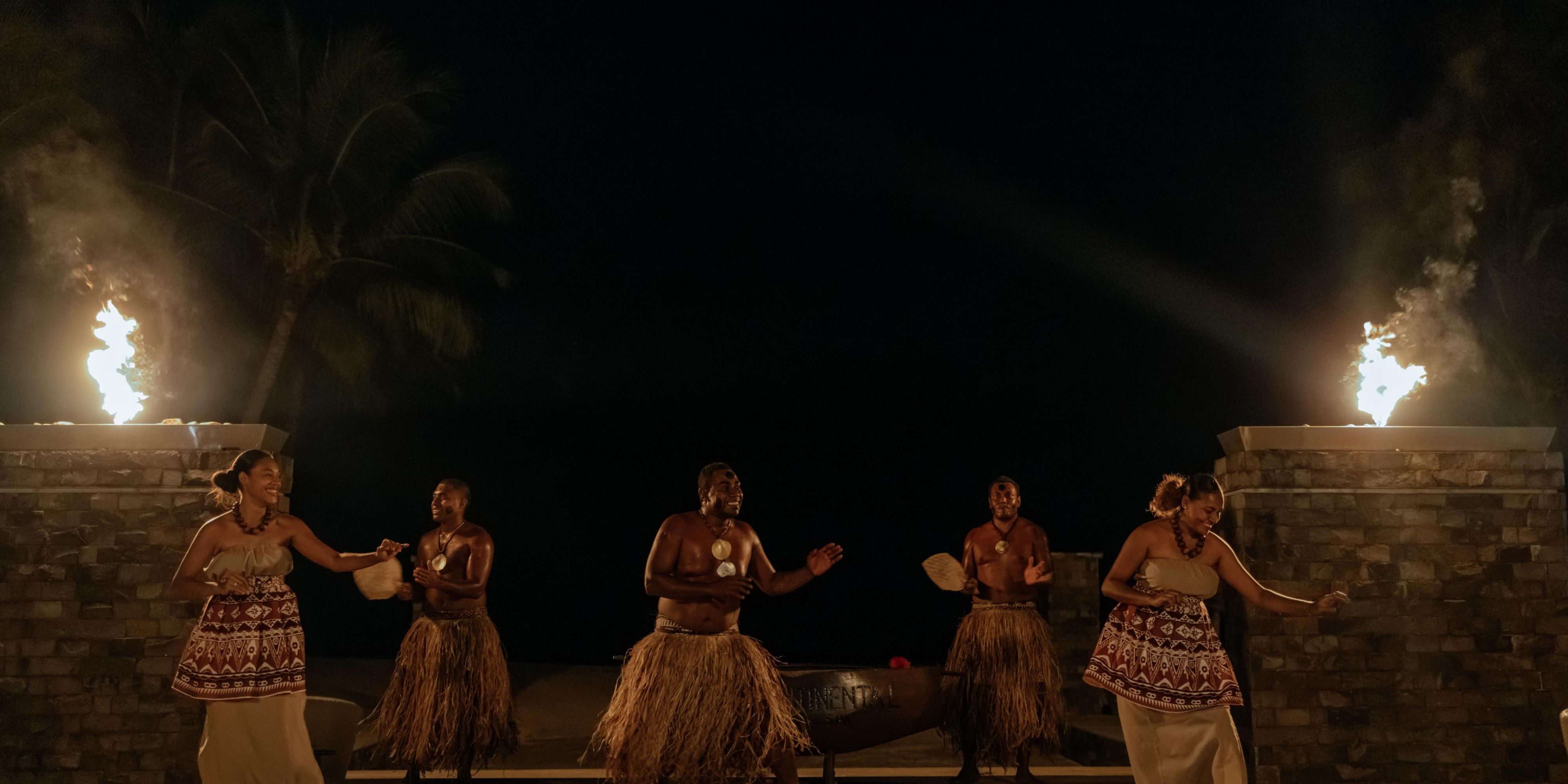 Snorkel the aquamarine waters, play a round of golf on our 18-hole championship course, and slip into the spa for an array of treatments. Follow the palm-lined path to Kama Lounge for the nightly torch-lighting ceremony and spectacular South Pacific sunset. Join in authentic traditional Polynesian fire dancing, island dance, and traditional meke. 

