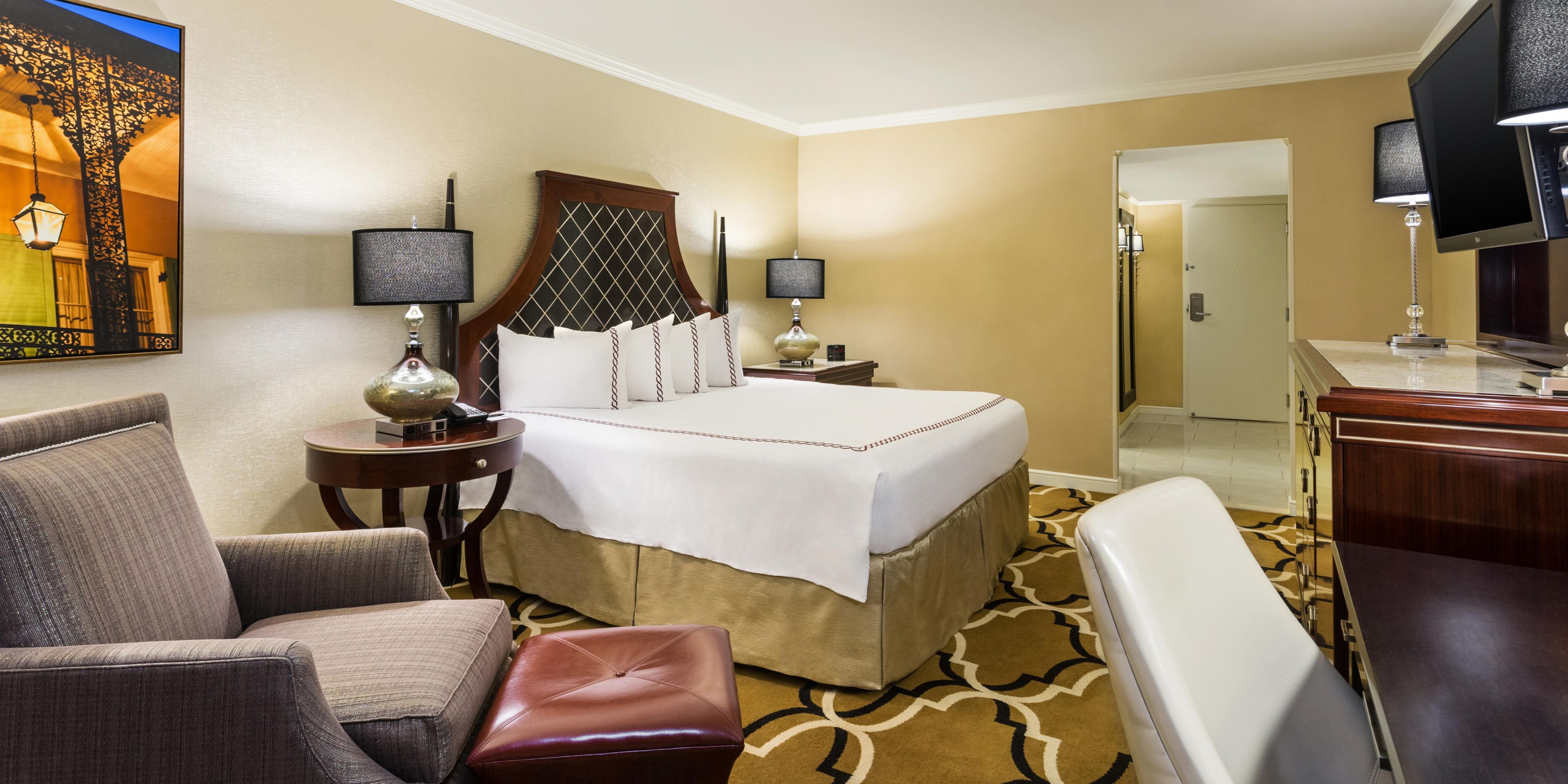 Classic furnishings and contemporary comfort collide in our wonderful executive rooms and suites. Our French Quarter rooms offer premium features and amenities to accompany these elegant rooms, creating a relaxing oasis in the heart of New Orleans.
