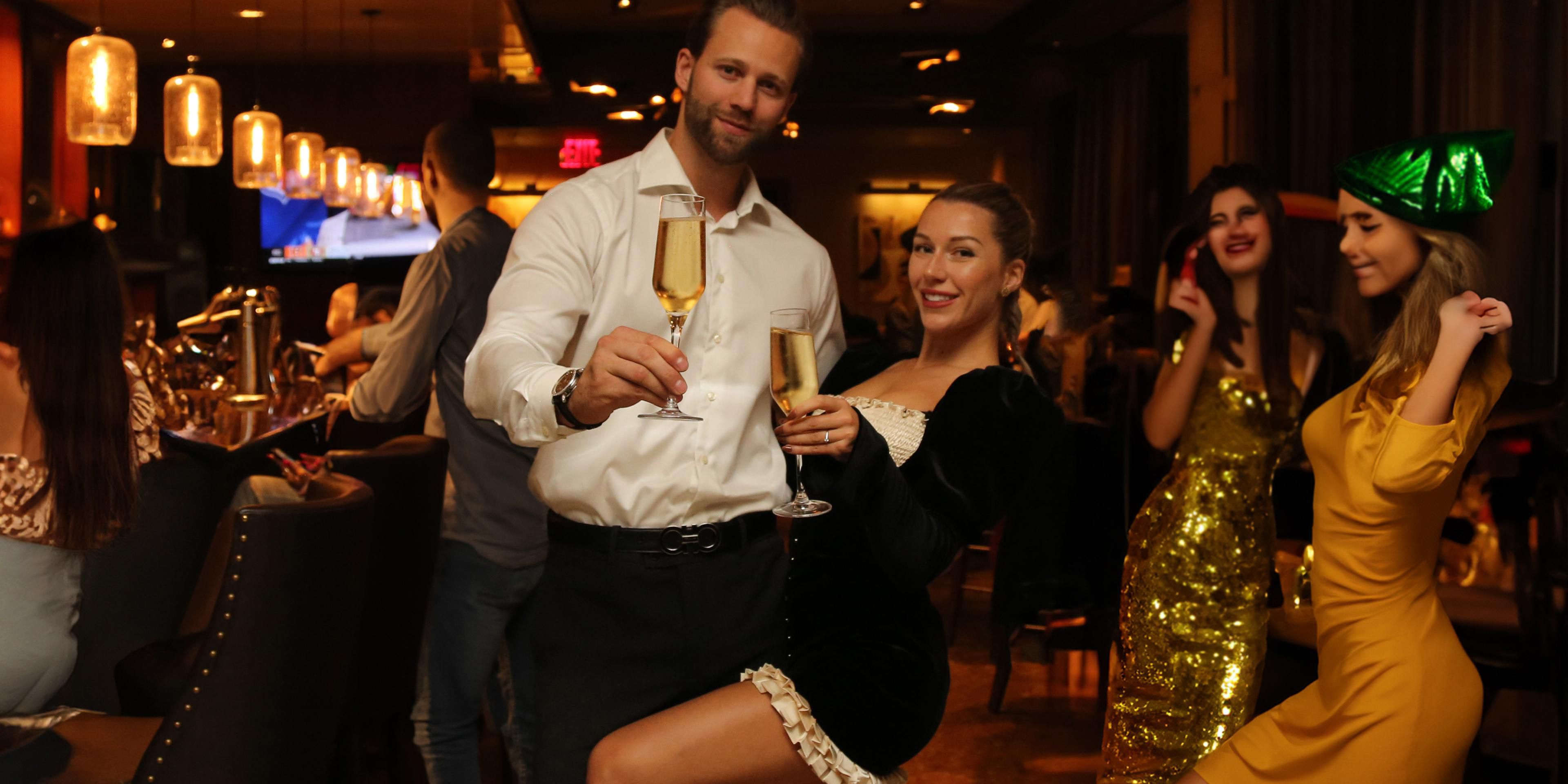 Ring in 2026 at The Stinger Cocktail Bar & Kitchen, just steps from Times Square. Enjoy DJ entertainment from 9 PM, à la carte dining until 11 PM, and a cash bar until 1 AM. Tickets are $75 per person. Reserve now on OpenTable!