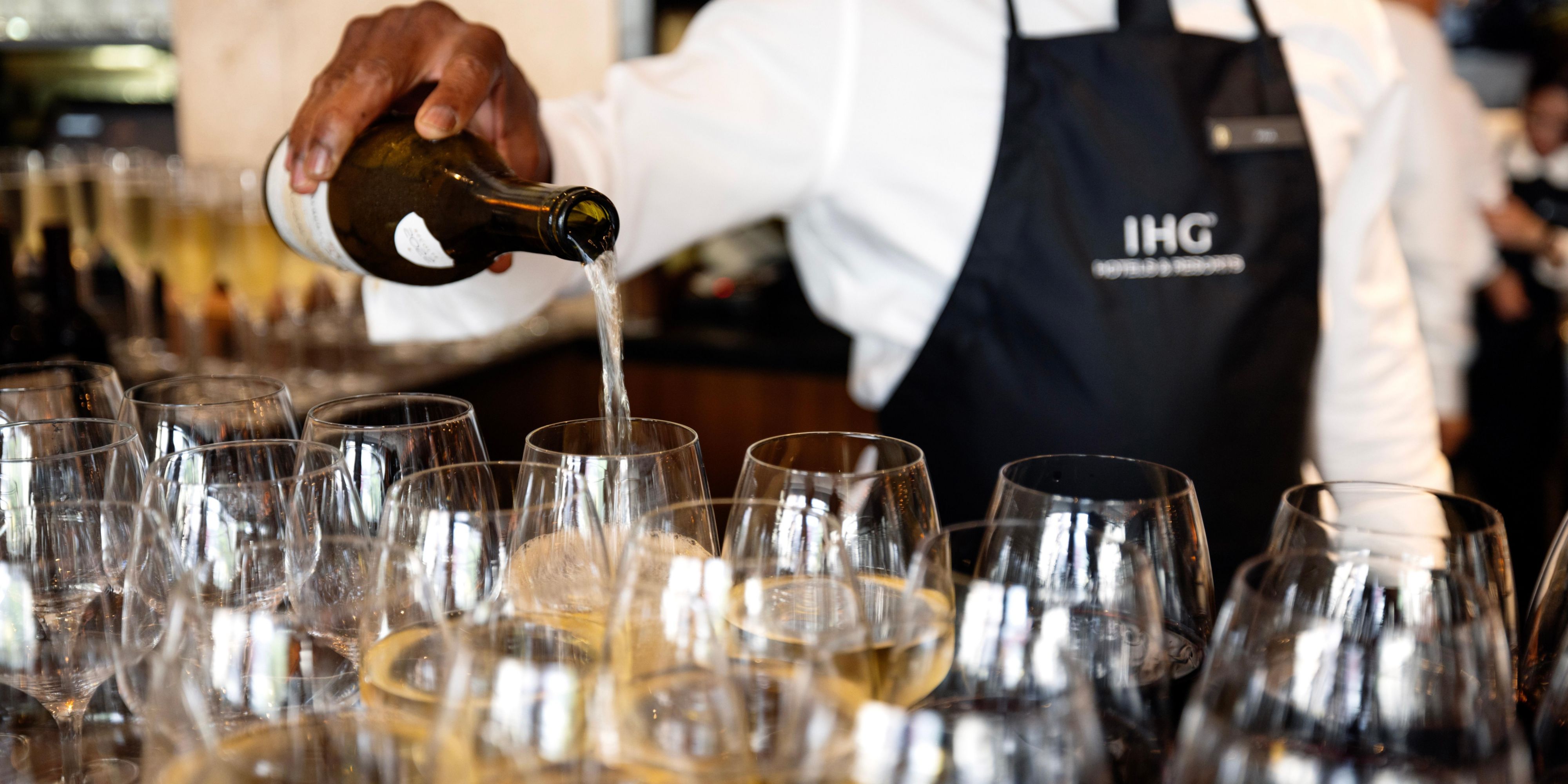 Whether it is a board meeting for 10 or a social celebration for 300, expect personalized service and an elaborate culinary program with custom menus by our executive chef. Click here to view our menus.