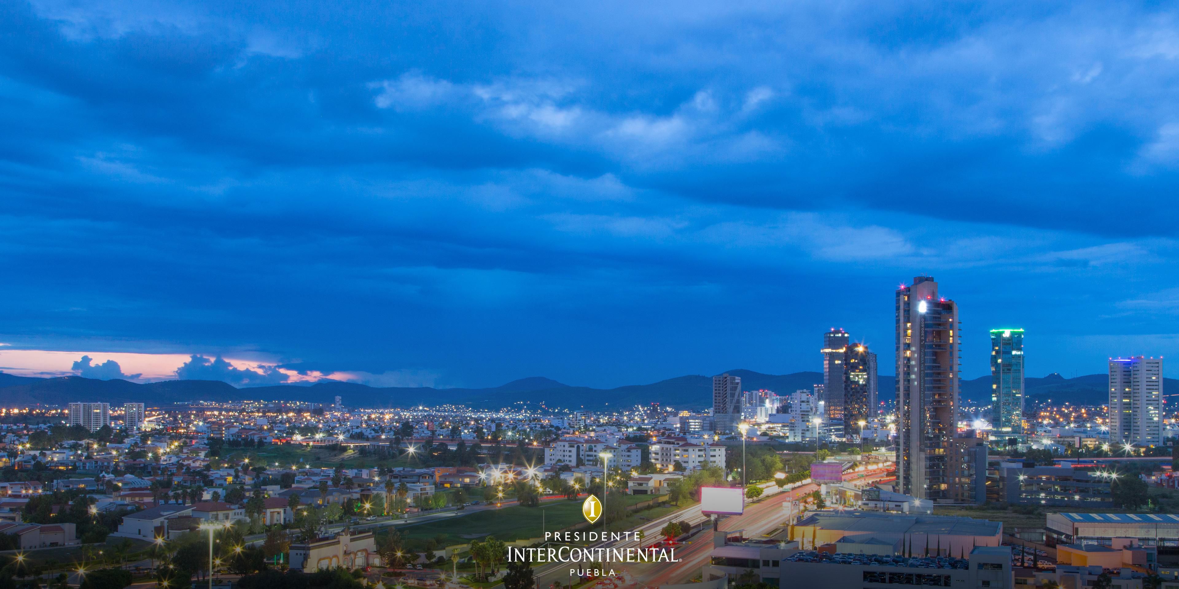 Stay at Presidente InterContinental, perfectly located near Puebla’s main offices and industrial parks like Finsa and Puebla 2000. Enjoy 15% off the public rate, buffet breakfast, 15% off food & beverages, and 15% off spa and laundry. Is Puebla a safe city for business travelers? Absolutely, with secure and comfortable accommodations at our hotel.