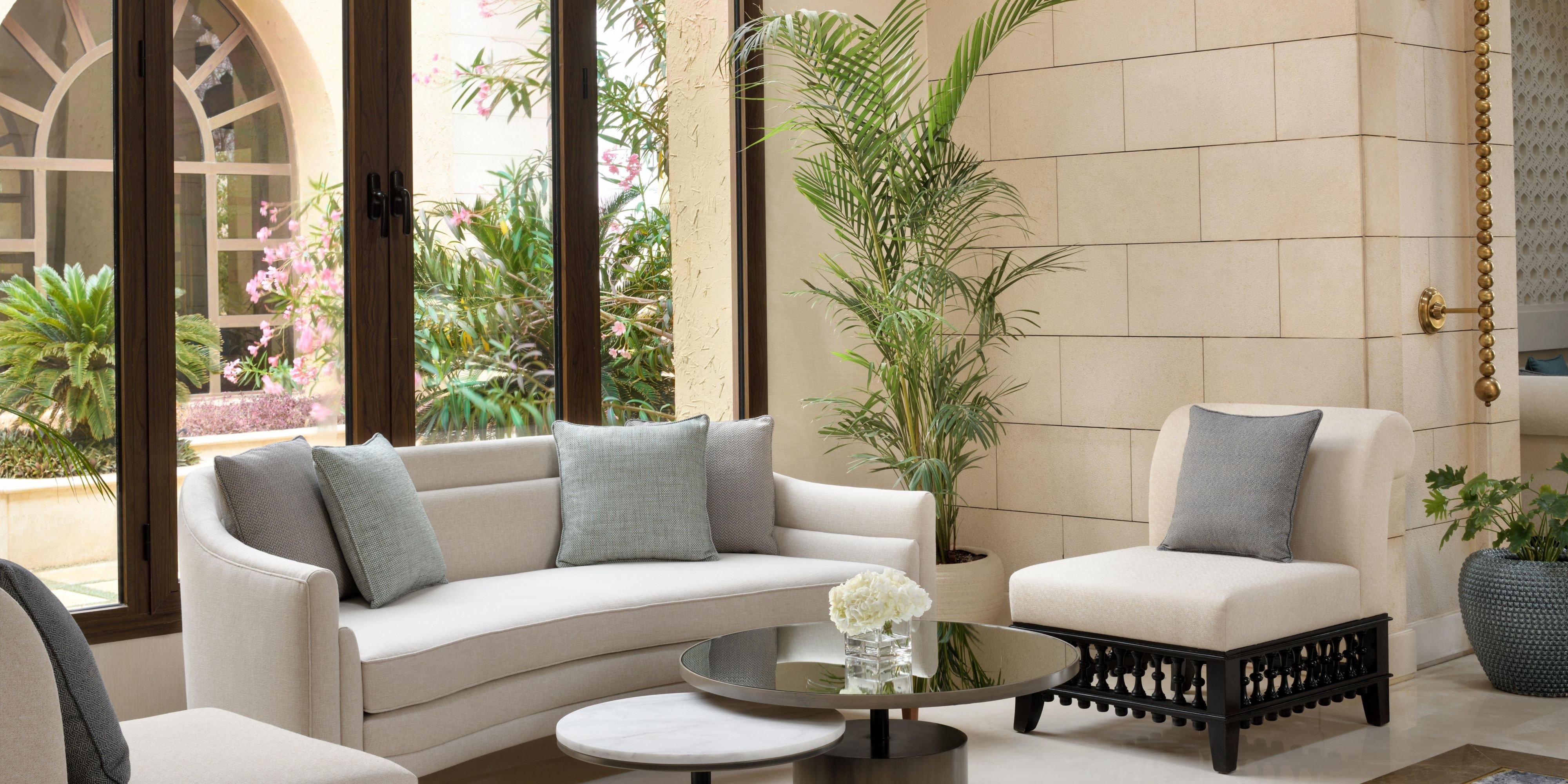 Enjoy elevated privileges with Club InterContinental. From private check-in and personalized service to exclusive lounge access, your stay is enhanced with thoughtful touches and bespoke luxury throughout your journey.