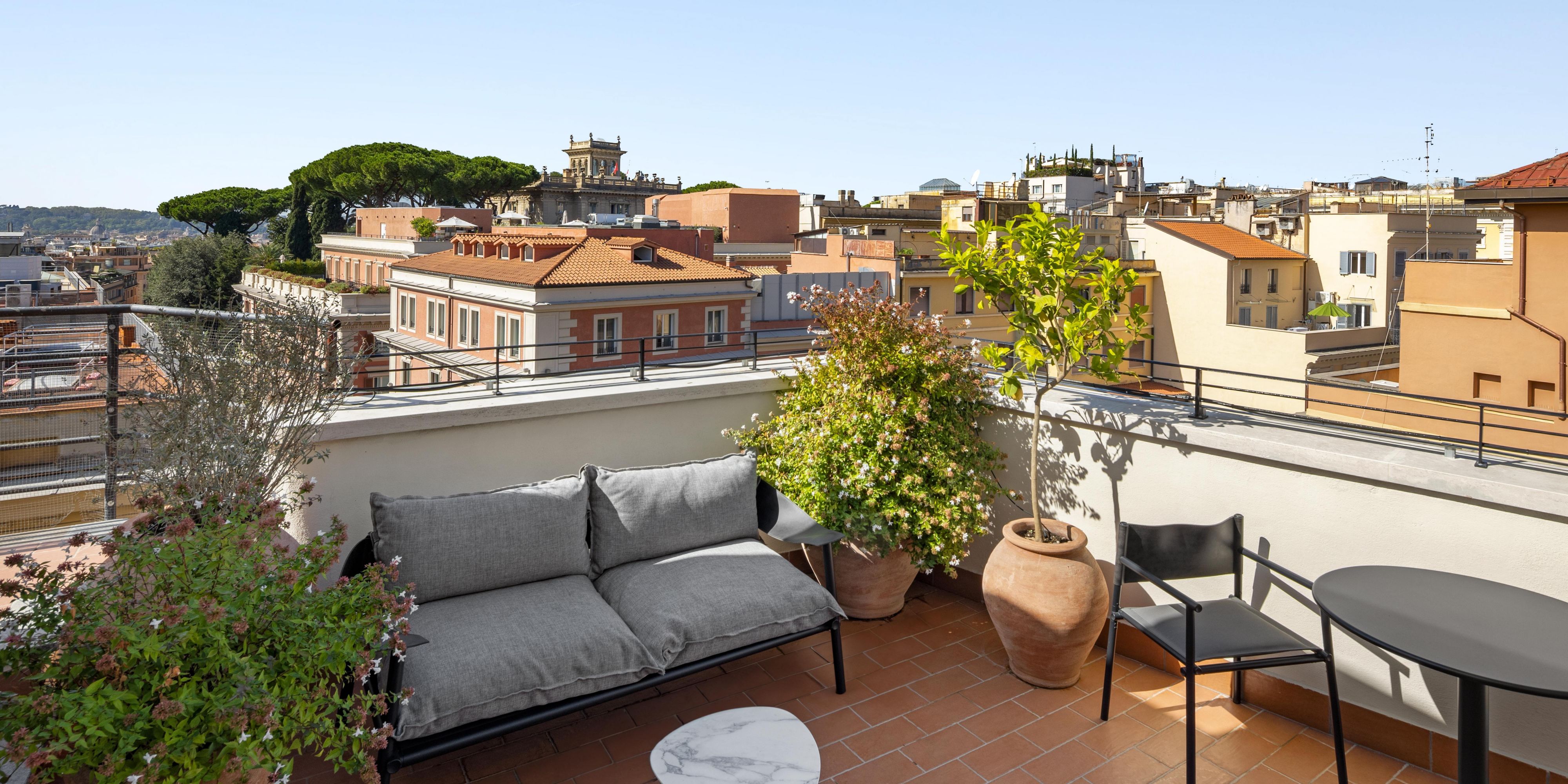 InterContinental Rome is committed to sustainability. Our Green Key certified hotel minimizes single-use plastics, uses sustainable materials, and has efficient water and energy systems. We focus on reducing our carbon footprint and engaging in community eco-friendly initiatives.