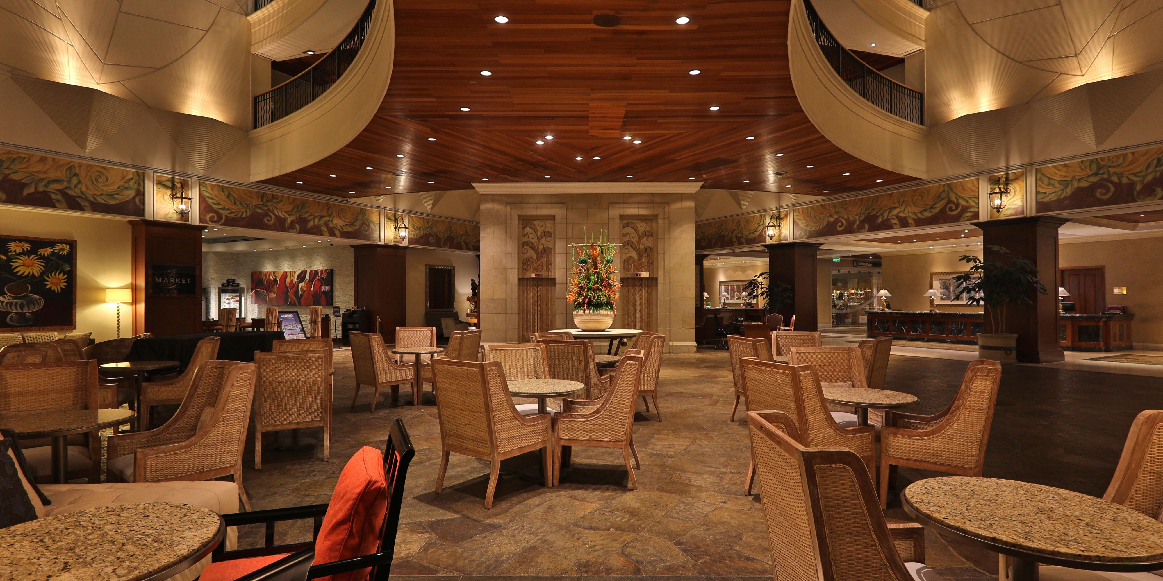 We’re elevating the hotel restaurant in San Jose. Here, you can embark on a wide ranging culinary journey. You’ll thrill to the flavors and textures of Costa Rica and delight in our chefs' interpretations of international dishes. From bolognese to sashimi, your palate will dance to the innovative dishes at our tables.