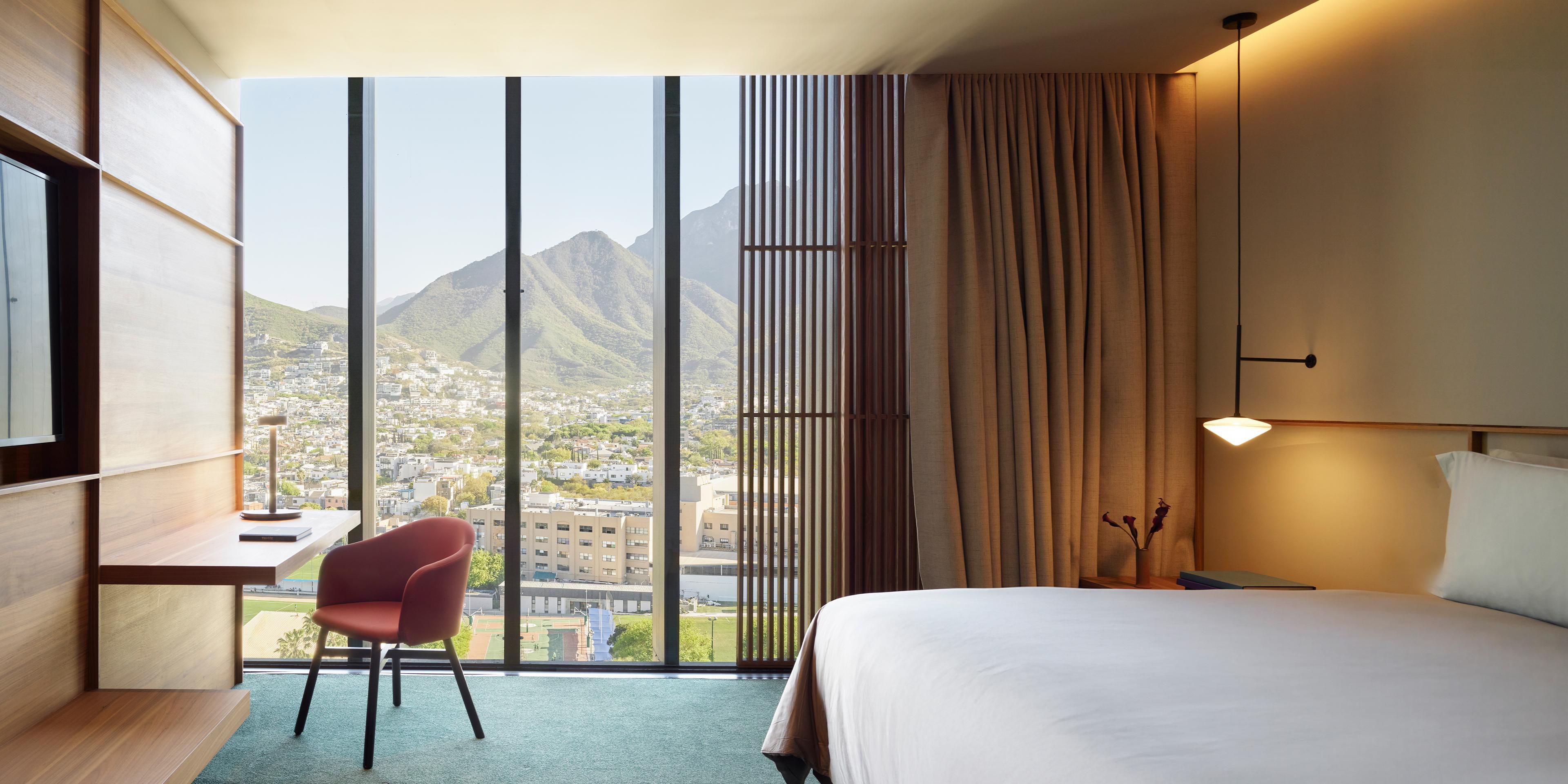 Experience a unique stay at Presidente InterContinental with all hotel rooms in Monterrey offering stunning mountain views. Relax in an exclusive setting that combines comfort, luxury, and natural landscapes to make your visit unforgettable. Book your stay today.
