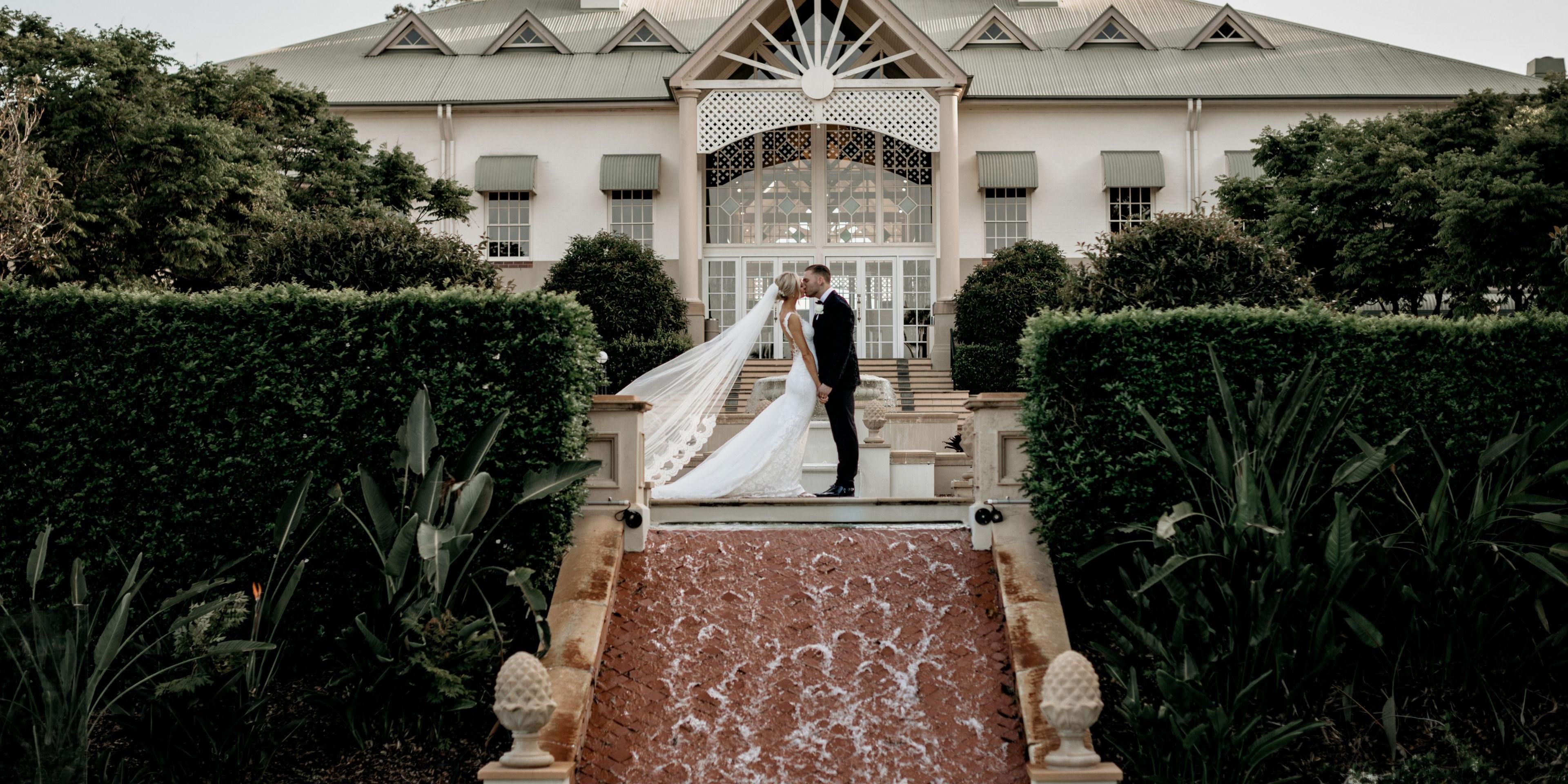 With an award-winning wedding chapel, a custom collection of 15 indoor and outdoor venues across tropical gardens, gastronomic menus, and a team of dedicated wedding planners on-hand to assist in designing your dream day, weddings by InterContinental Sanctuary Cove Resort are simply unforgettable.
Arrange a site inspection of our venues today.