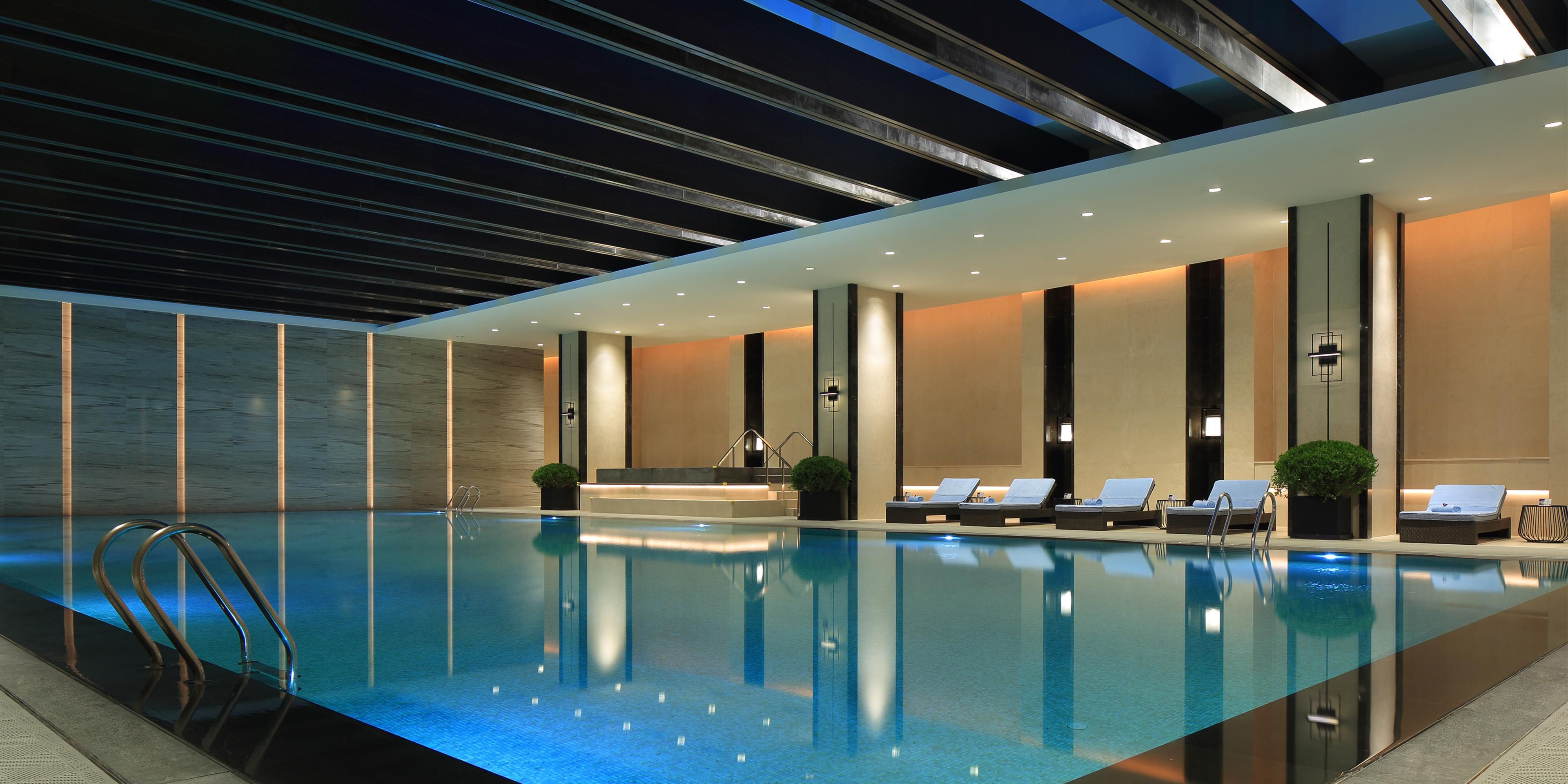 Beneath a glass ceiling on level 5, guests can relax in the beautiful indoor, heated swimming pool and large Jacuzzi. The fitness center is open around the clock and features state-of-the-art machines and free weights.