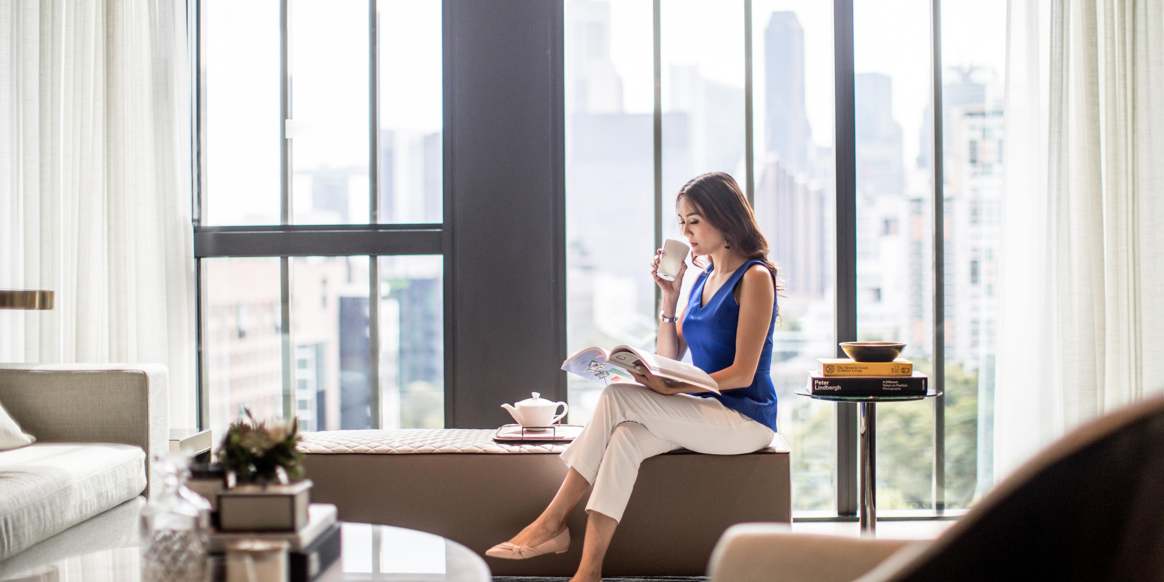 The penthouse has been designed unlike no other and offers a truly luxurious experience. The 131sqm penthouse features 1 king bed along with full bathroom facilities, extended living and dining rooms. Plus enjoy complimentary Club InterContinental lounge access throughout your stay.