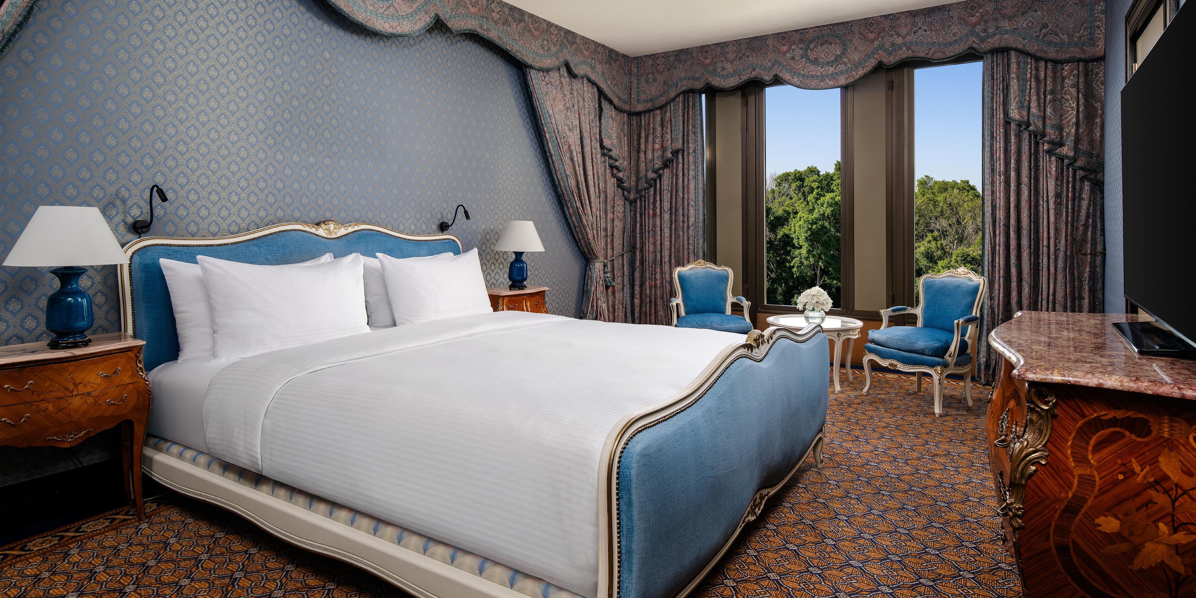 Create cherished memories with an exclusive experience crafted for newlyweds. Upon arrival, step into a beautifully decorated room with a welcome cake and beverages. Begin each day with a unique breakfast experience and cap your evening with a romantic dinner in our idyllic outdoor garden.