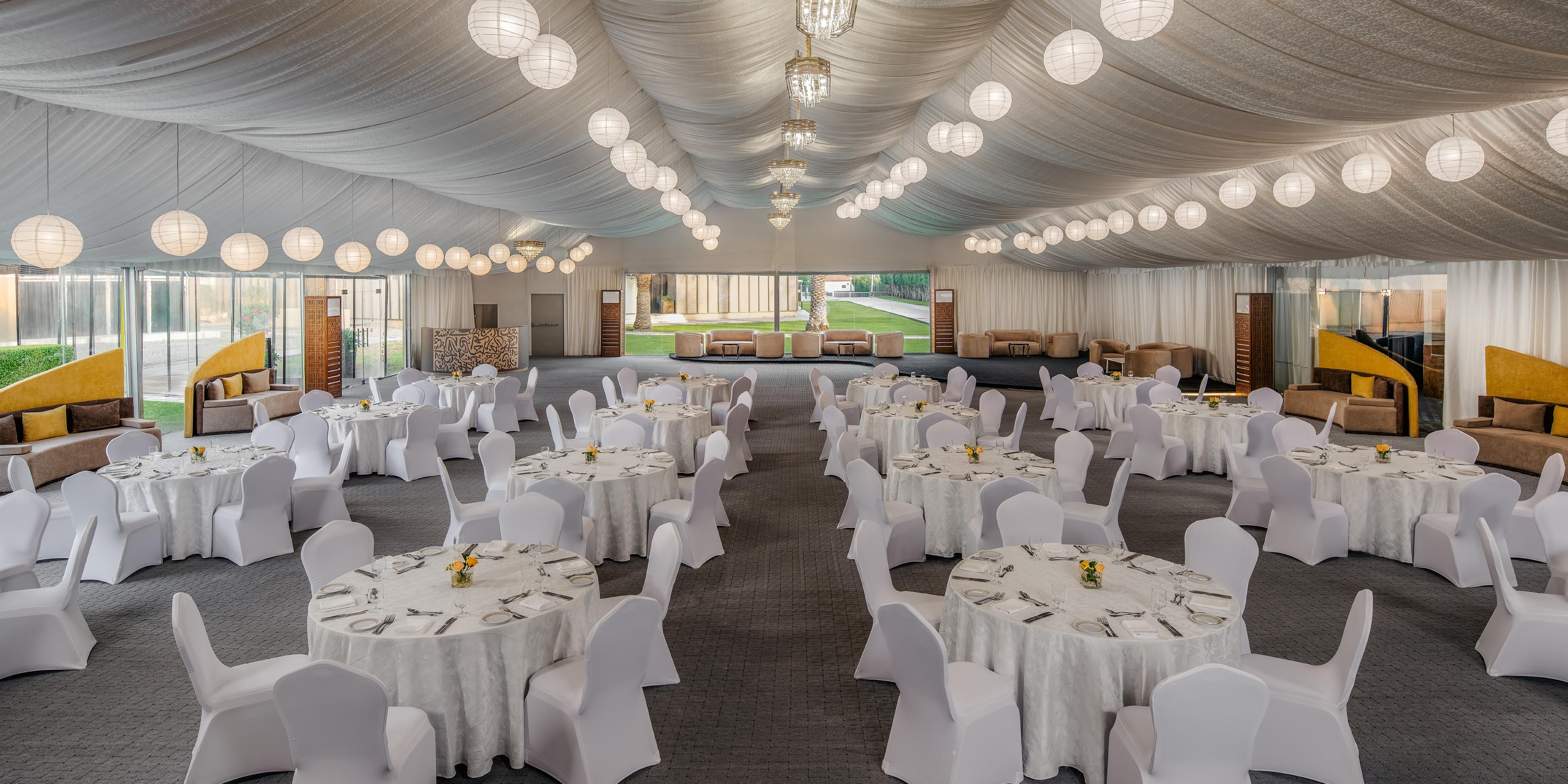 Bring your dream Saudi wedding to life with the expertise of InterContinental Taif’s professional event planners. Our luxury venues and gourmet menus are tailored to your unique vision, reflecting your personal style. Let our team handle every detail with care, so you can celebrate your love story with a fairytale wedding.