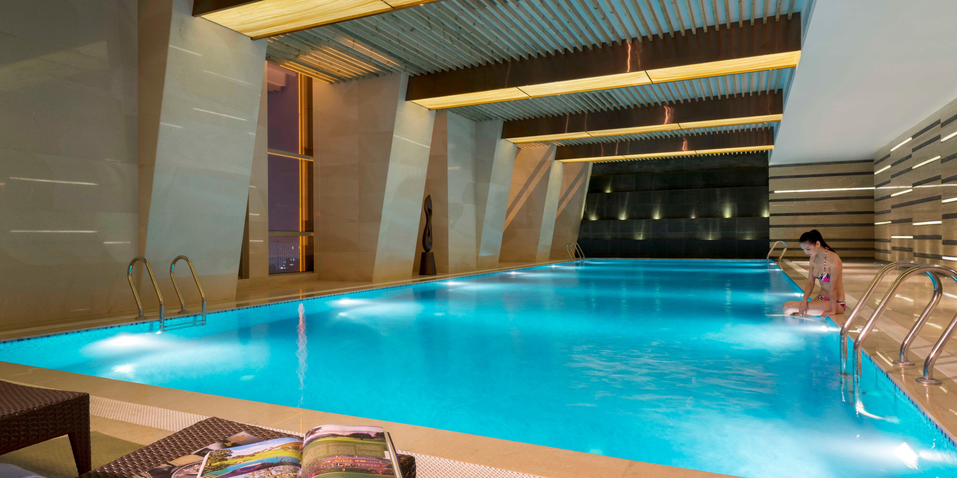 There is an indoor swimming pool with constant temperature. It’s located on the 6th floor of hotel, The water is clear and the water temperature is set at 26-28 degrees Celsius all the year round. The comfortable and clean swimming pool environment allows you to fully experience the fun brought by swimming and fitness.