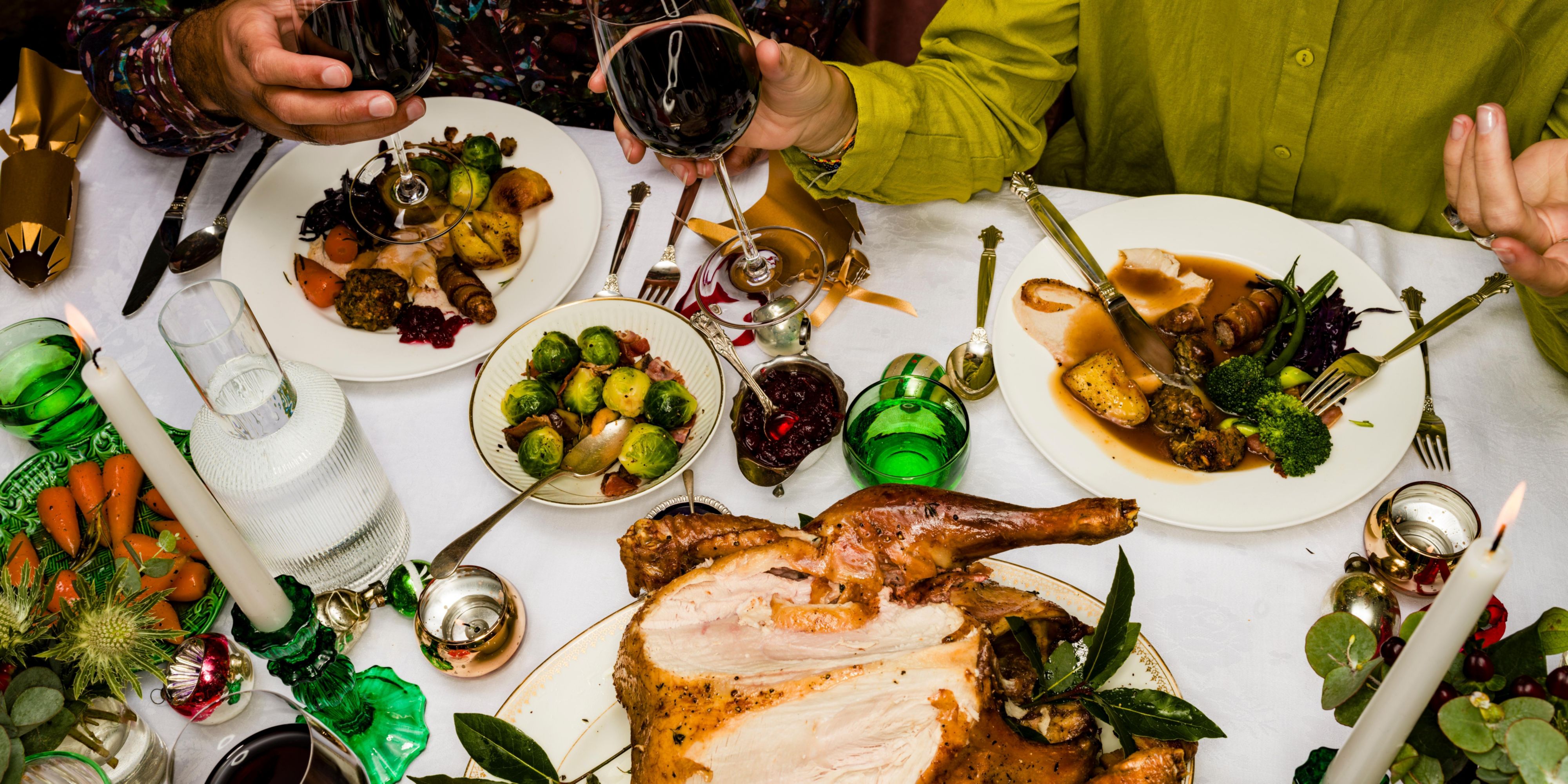 Enjoy a delightful getaway with our "Stay Longer & Save" rate, which includes a complimentary breakfast each morning of your stay. Savor a variety of delicious options to kickstart your day while taking advantage of great savings on extended stays. Book now and make your travel experience even more enjoyable!