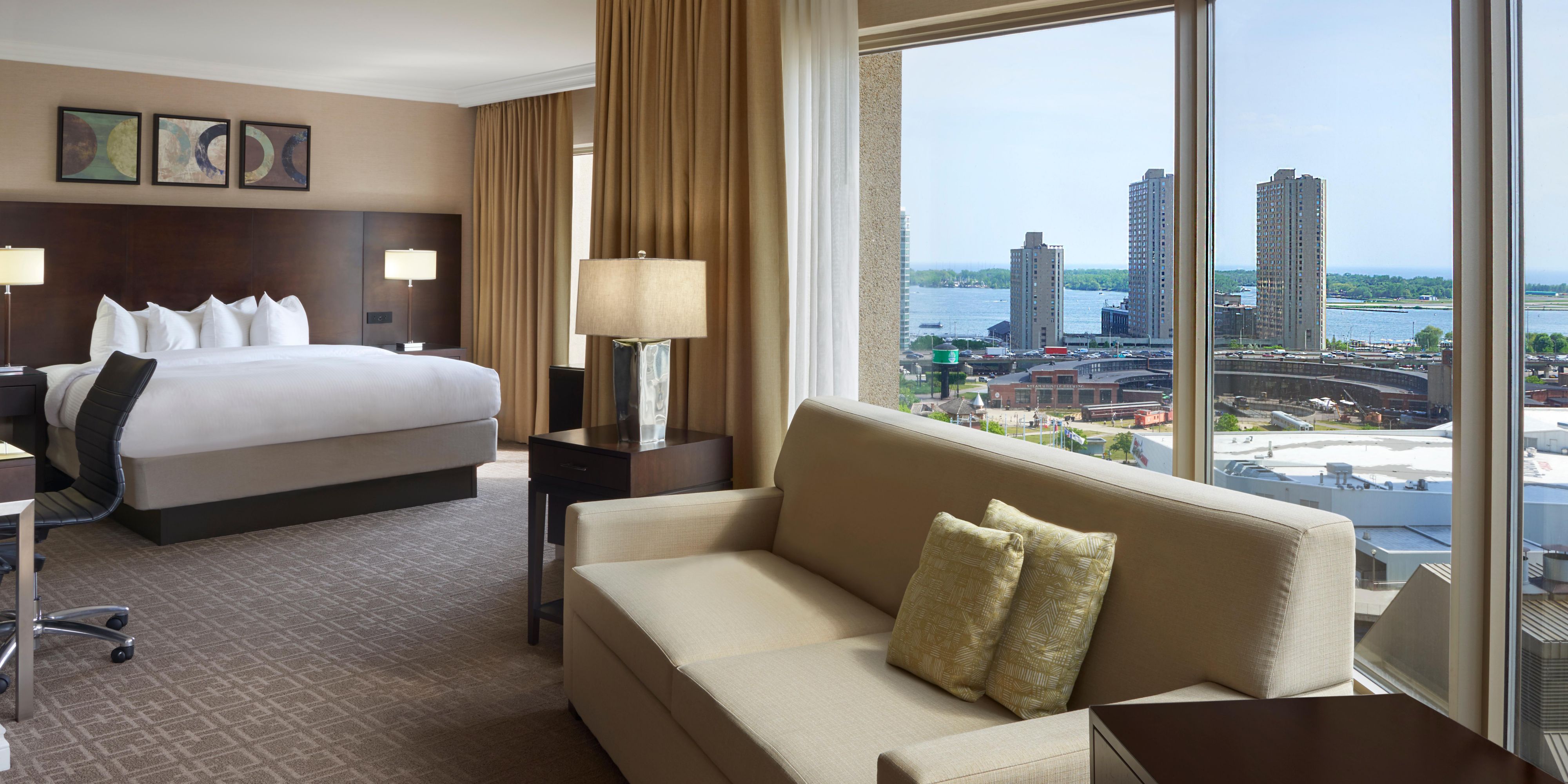 Junior Suite of our downtown Toronto hotel with lake views