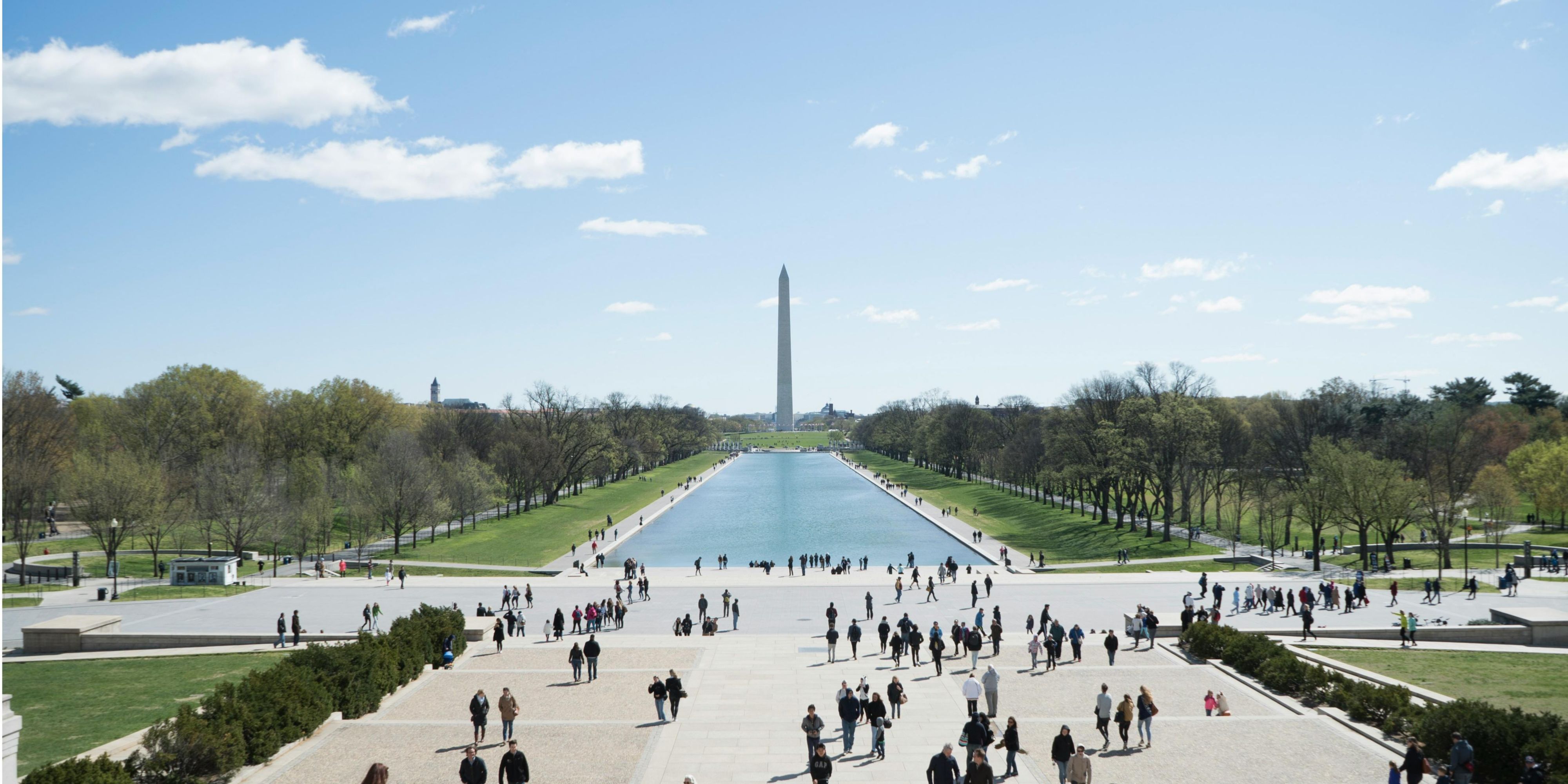 Views of Washington Memorial