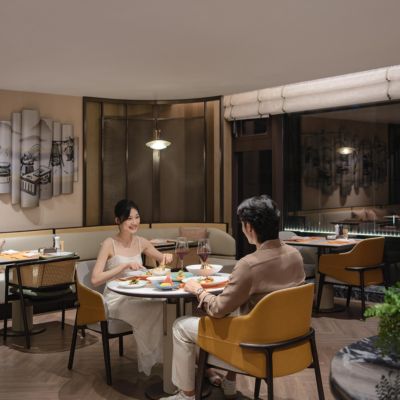 Bar and Lounge